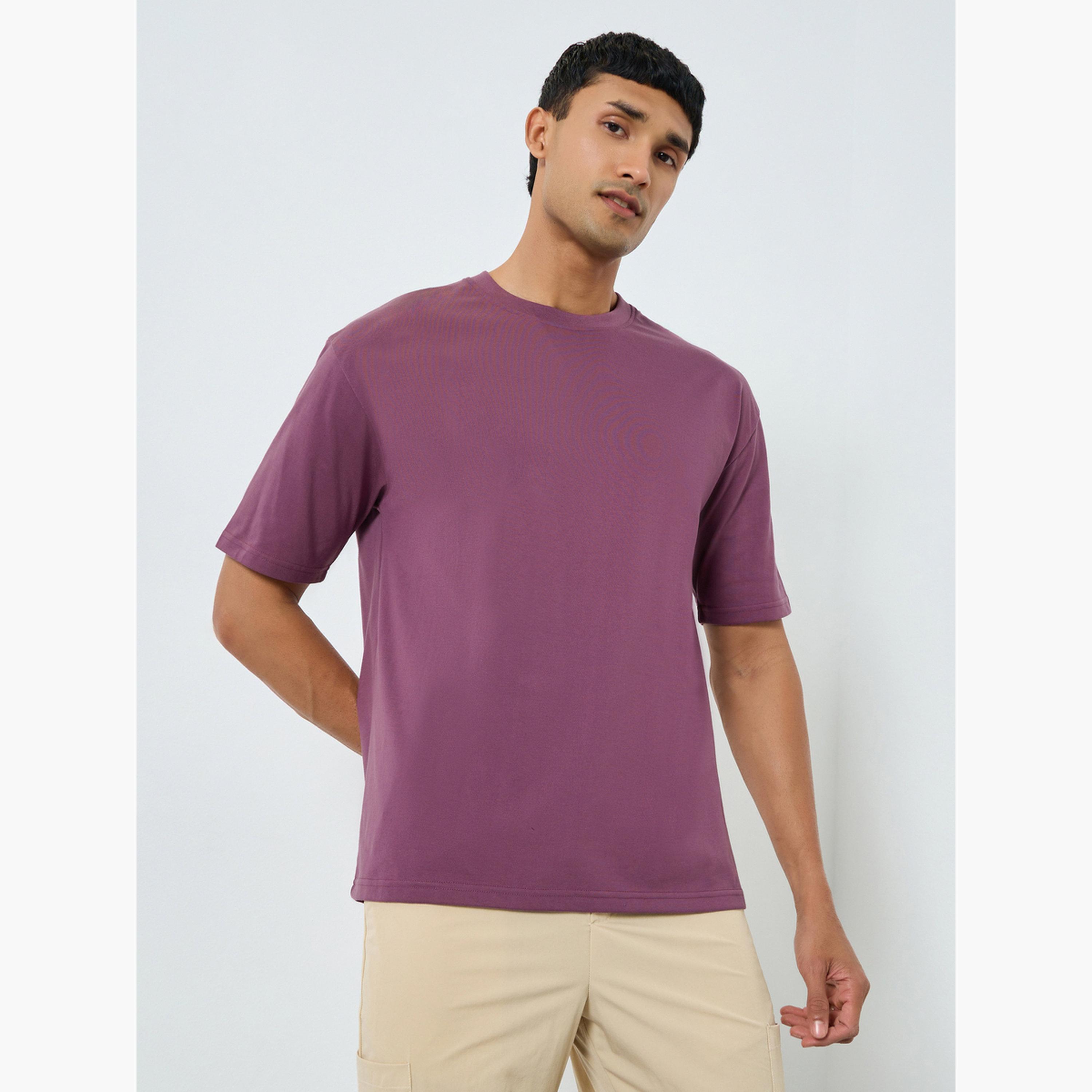 تيشيرت واسع بطبعة جرافيك-men-clothing-tshirtsandpolos-tshirts-image-1