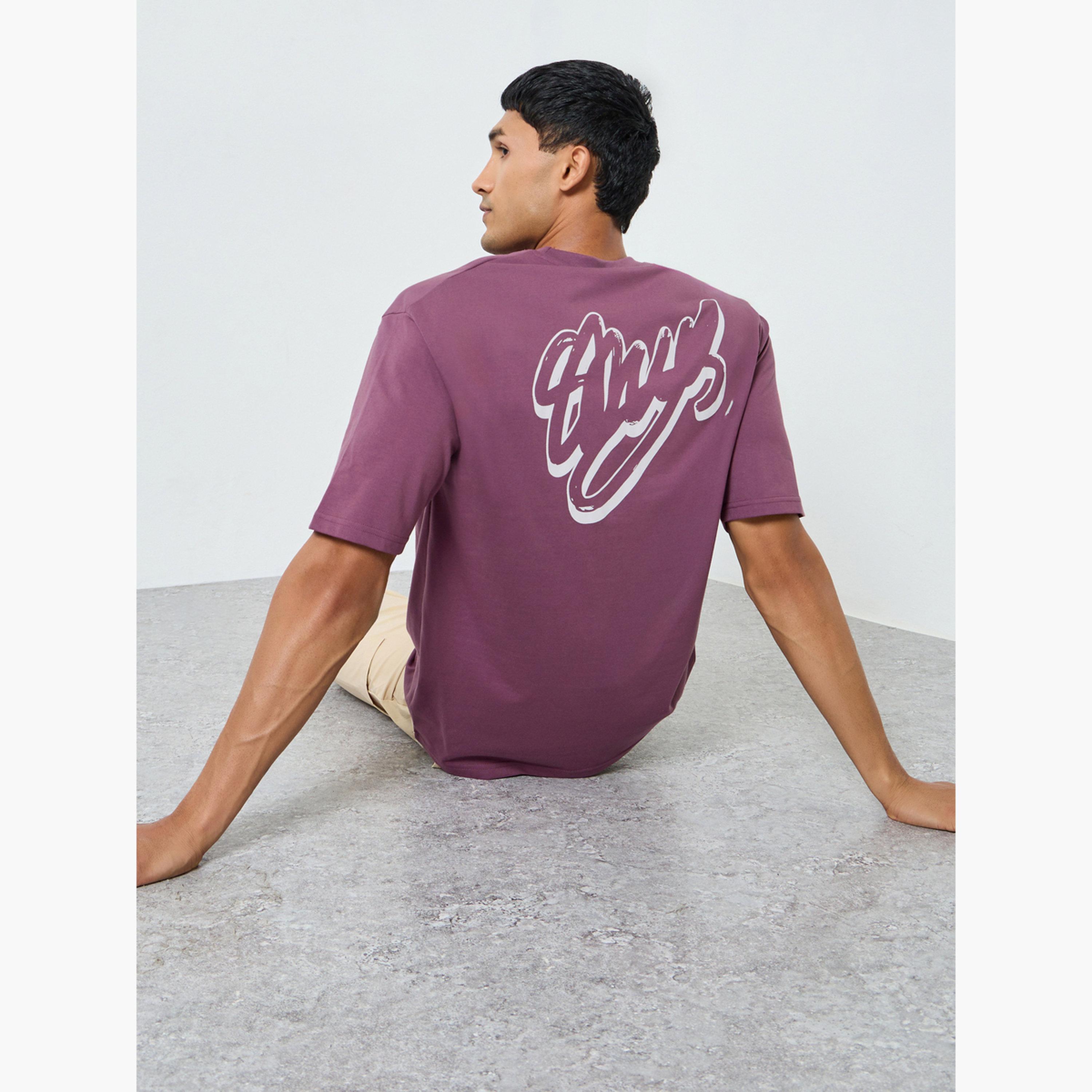 تيشيرت واسع بطبعة جرافيك-men-clothing-tshirtsandpolos-tshirts-image-3