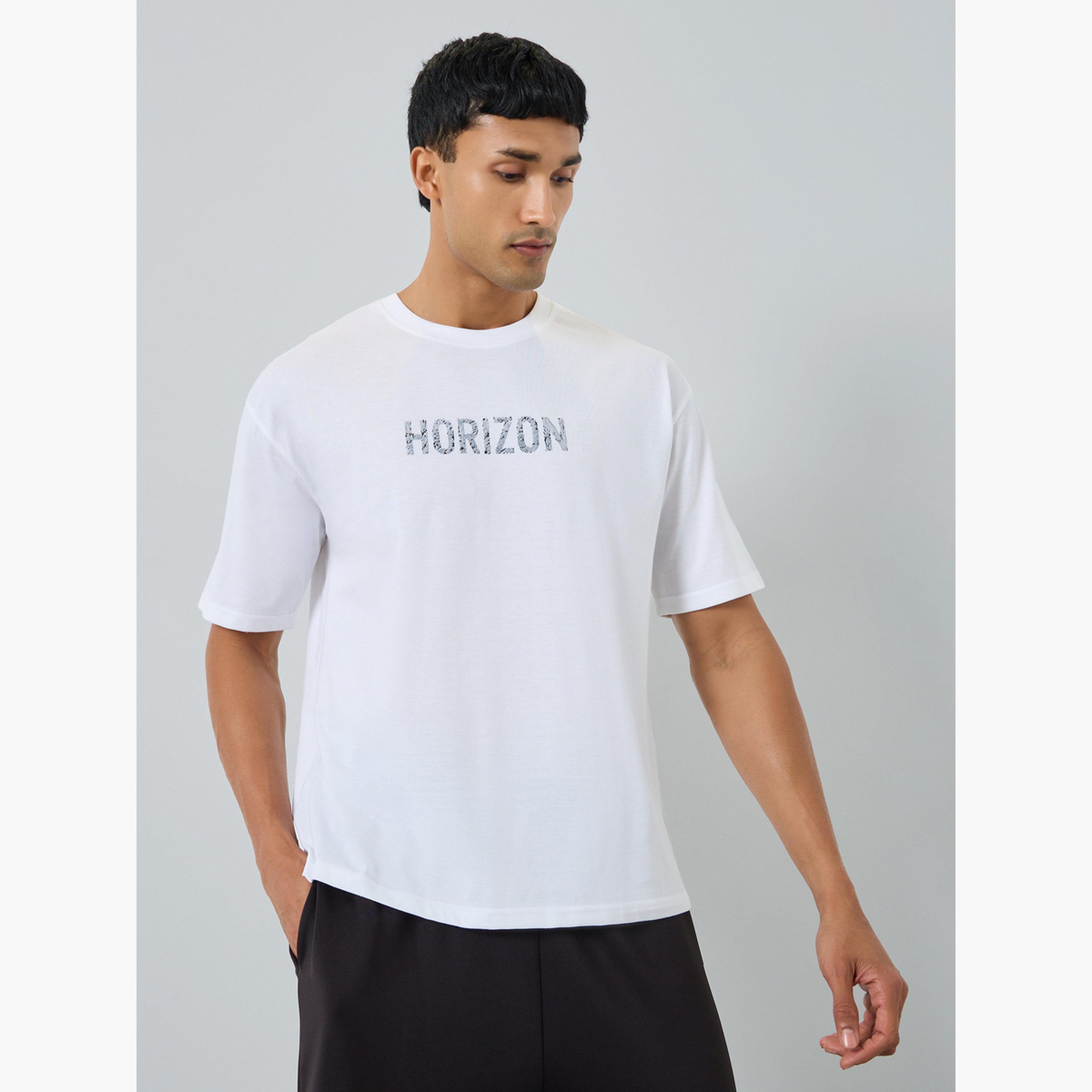 تيشيرت واسع بطبعة جرافيك-men-clothing-tshirtsandpolos-tshirts-image-1