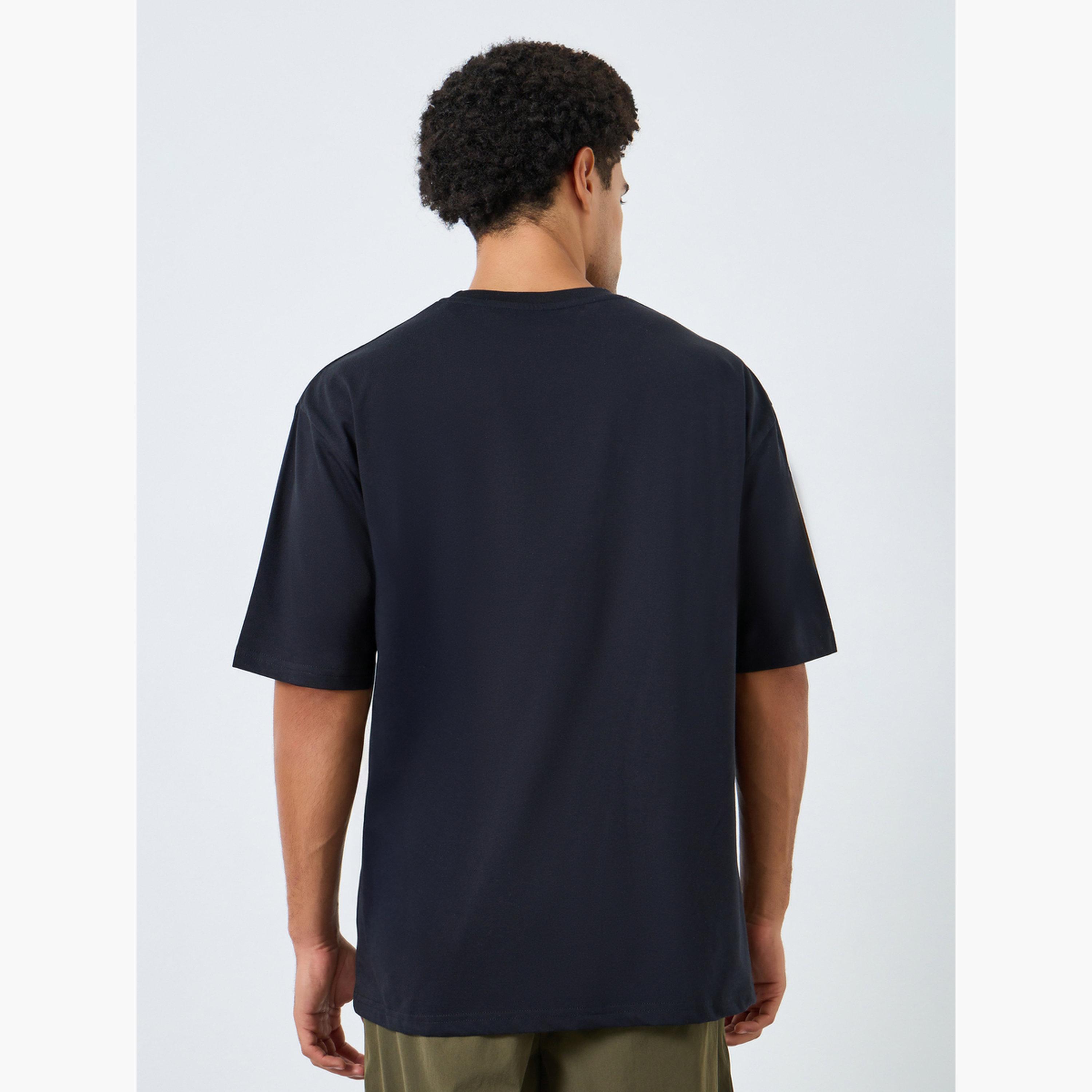 Styli Men Black Graphic Print Oversized T-Shirt-men-clothing-tshirtsandpolos-tshirts-image-4