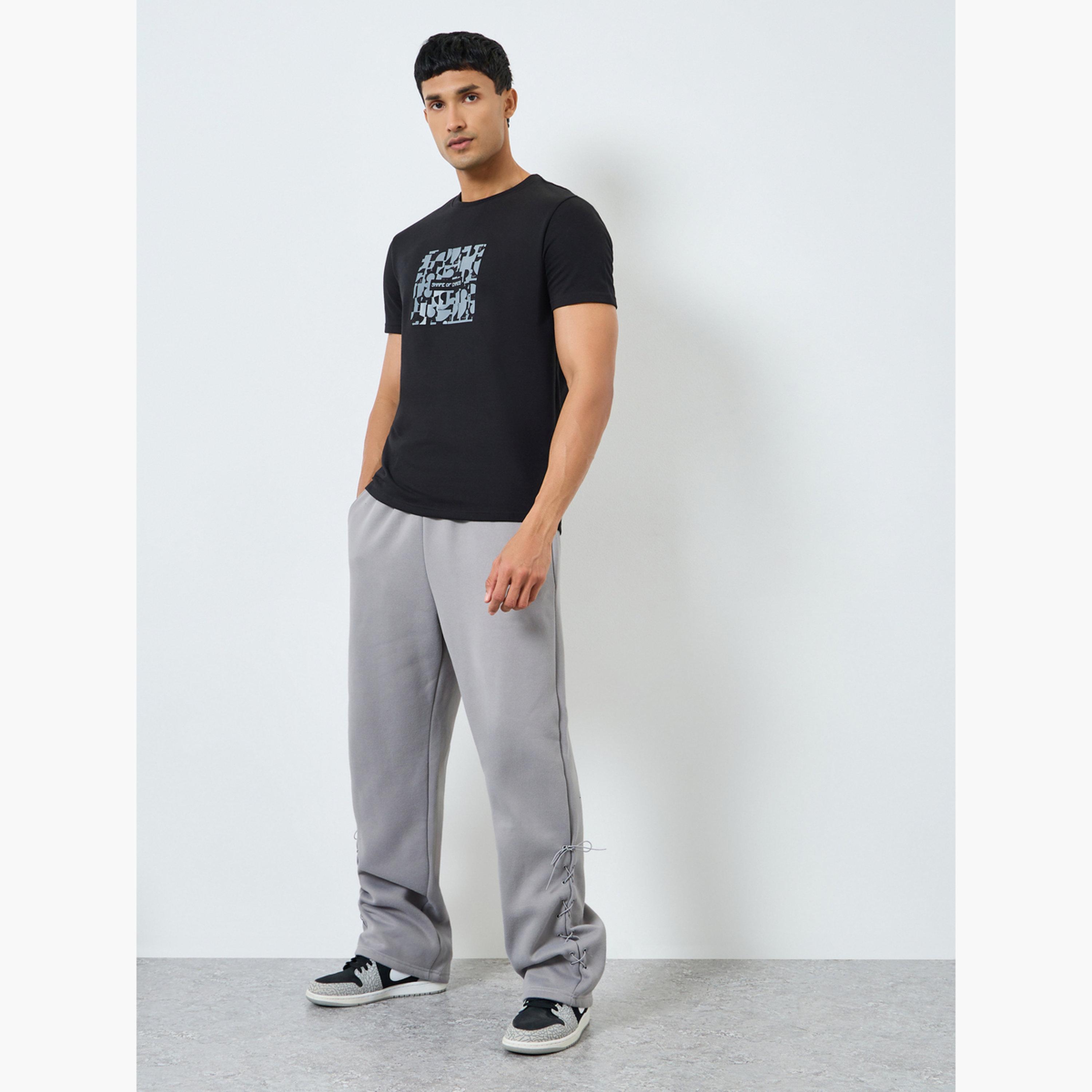 Styli Men Black Graphic Print Regular Fit T-Shirt-men-clothing-tshirtsandpolos-tshirts-image-2