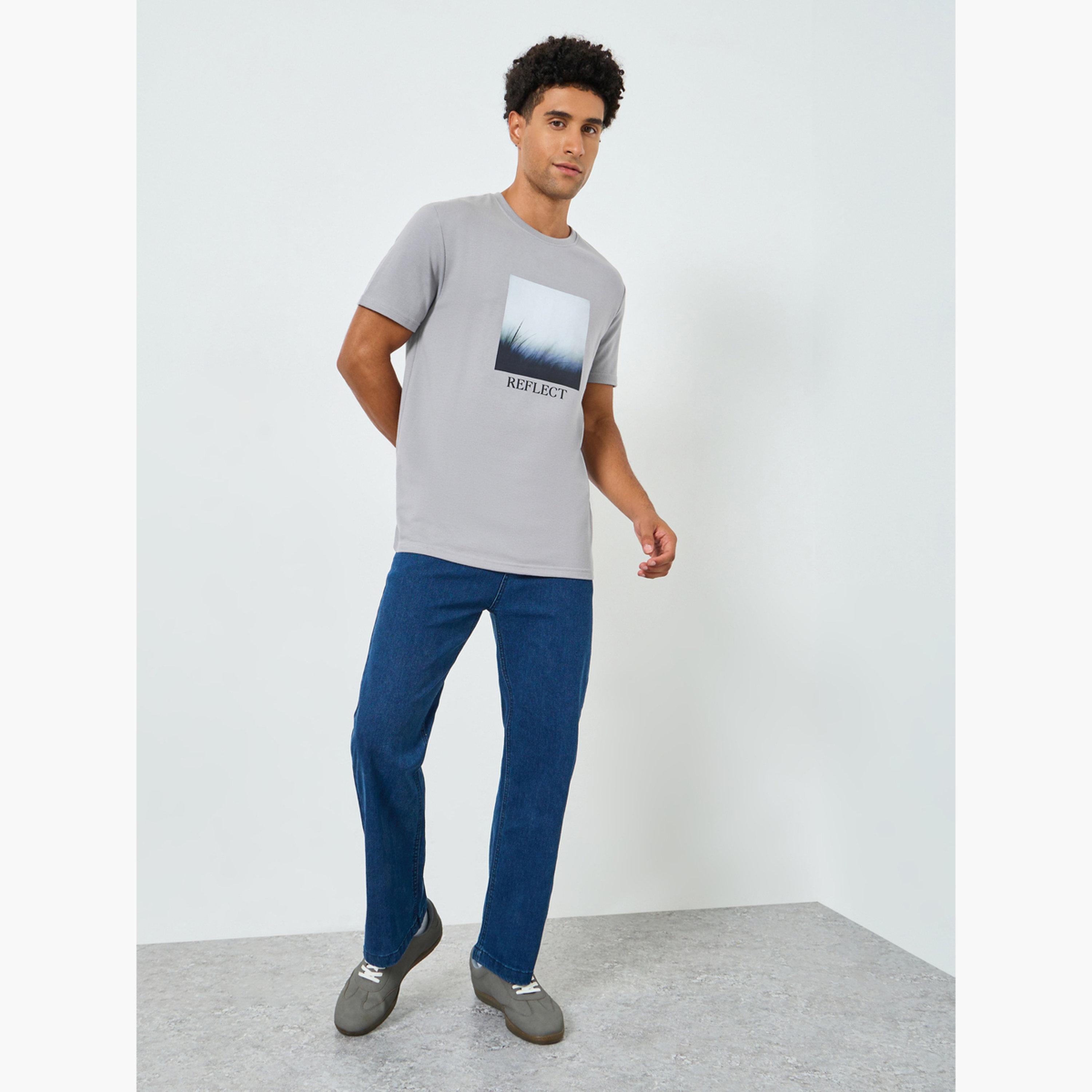 تيشيرت بقصة عادية وطبعة جرافيك للرجال-men-clothing-tshirtsandpolos-polos-image-2