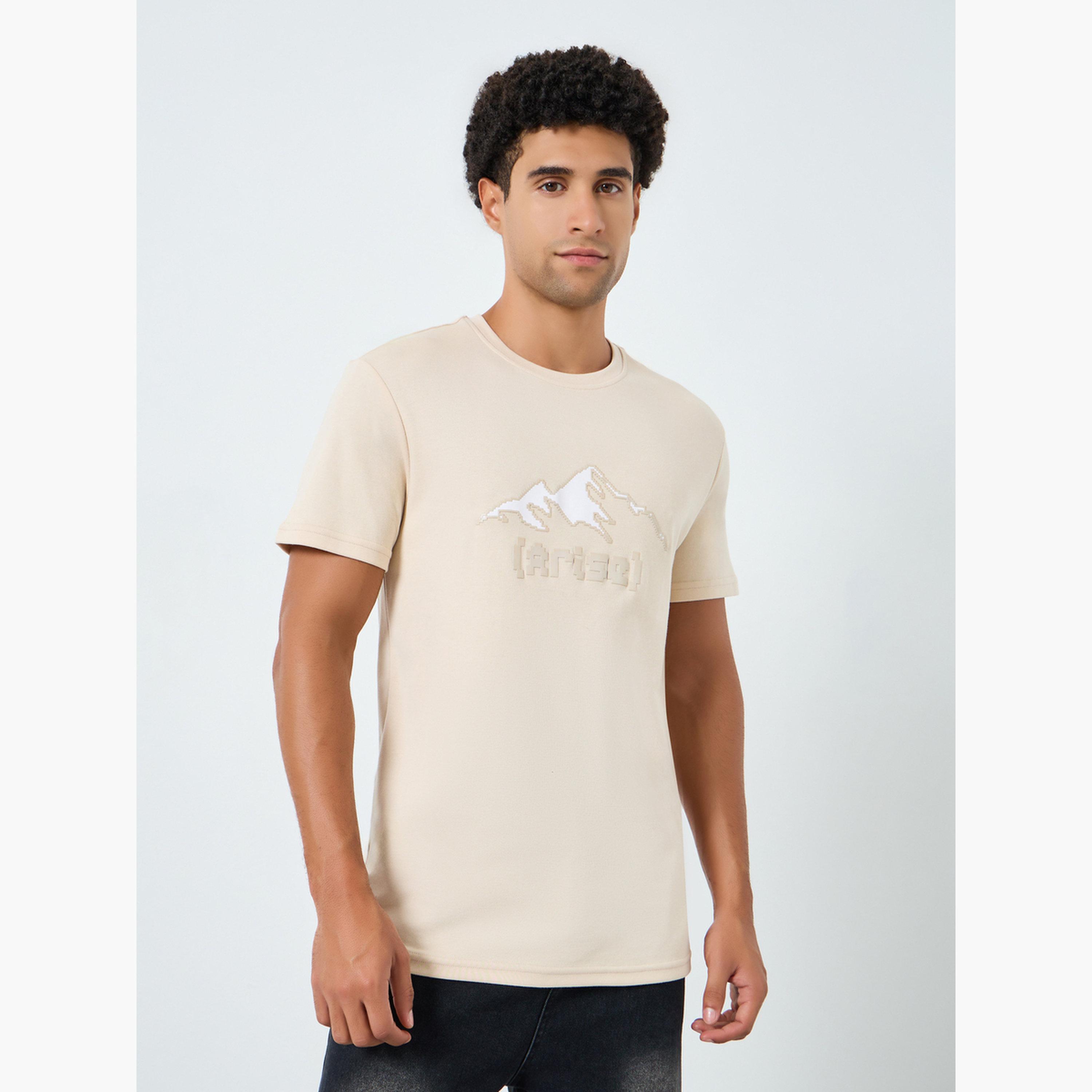 تيشيرت بياقة دائرية وطبعة جرافيك-men-clothing-tshirtsandpolos-tshirts-image-1