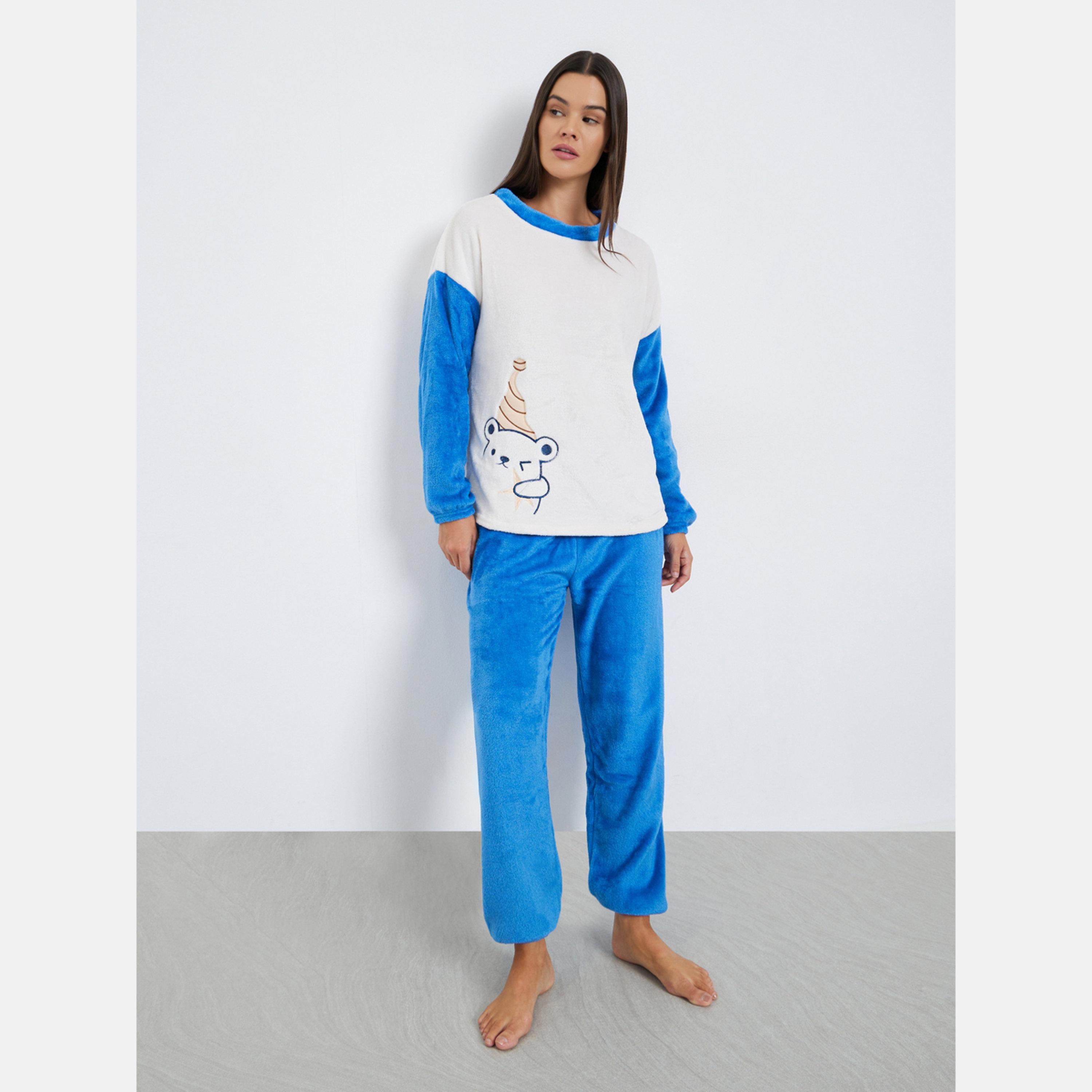 Styli Bear Embroidered Fleece T-Shirt and Pyjama Set-women-clothing-nightwear-pyjamas-longsets-image-1