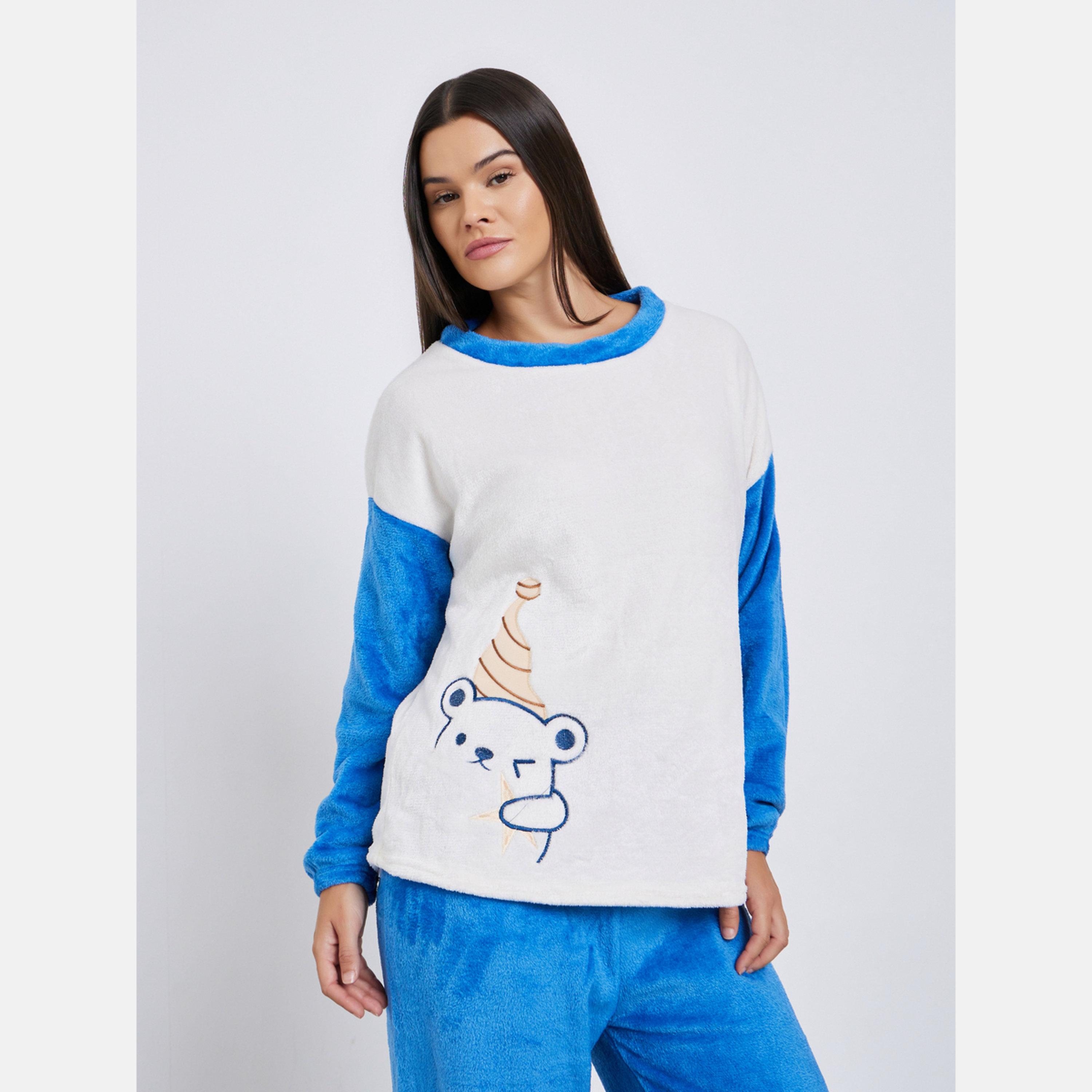 Styli Bear Embroidered Fleece T-Shirt and Pyjama Set-women-clothing-nightwear-pyjamas-longsets-image-2