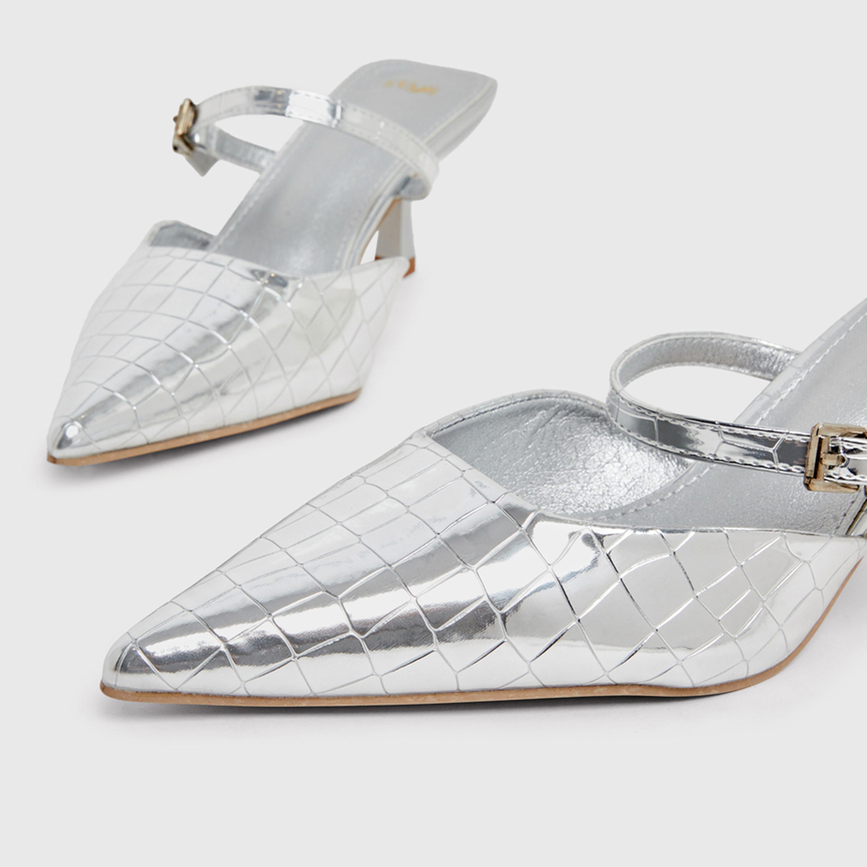 ستايلي - حذاء نسائي مفتوح من الأمام منقوش لون الفضي-women-shoes-sandals-heeled-image-4