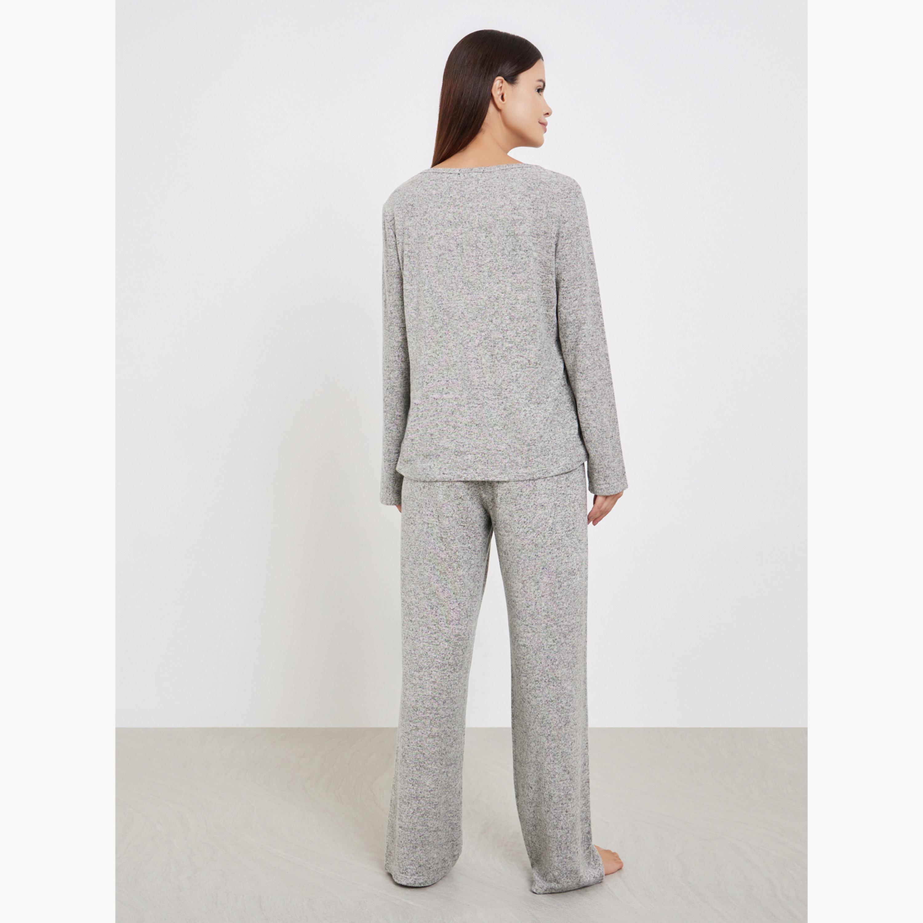 ستايلي - طقم تي شيرت رمادي مريح مع بيجاما طويلة-women-clothing-nightwear-pyjamas-longsets-image-4