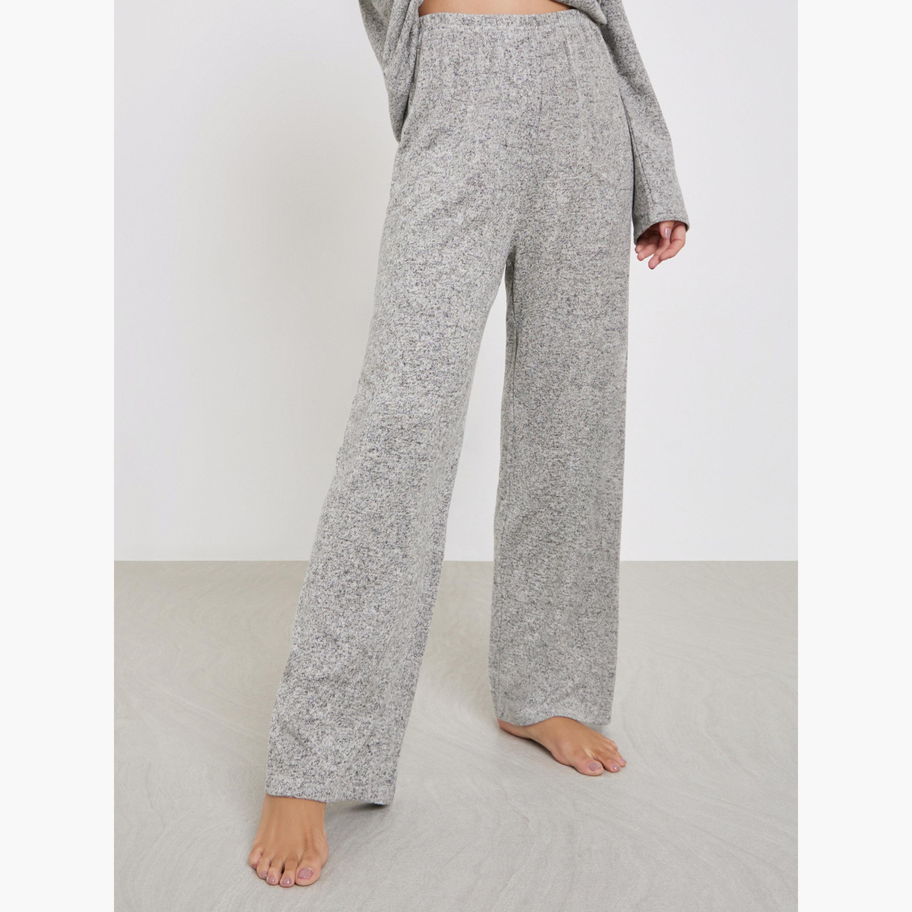ستايلي - طقم تي شيرت رمادي مريح مع بيجاما طويلة-women-clothing-nightwear-pyjamas-longsets-image-5