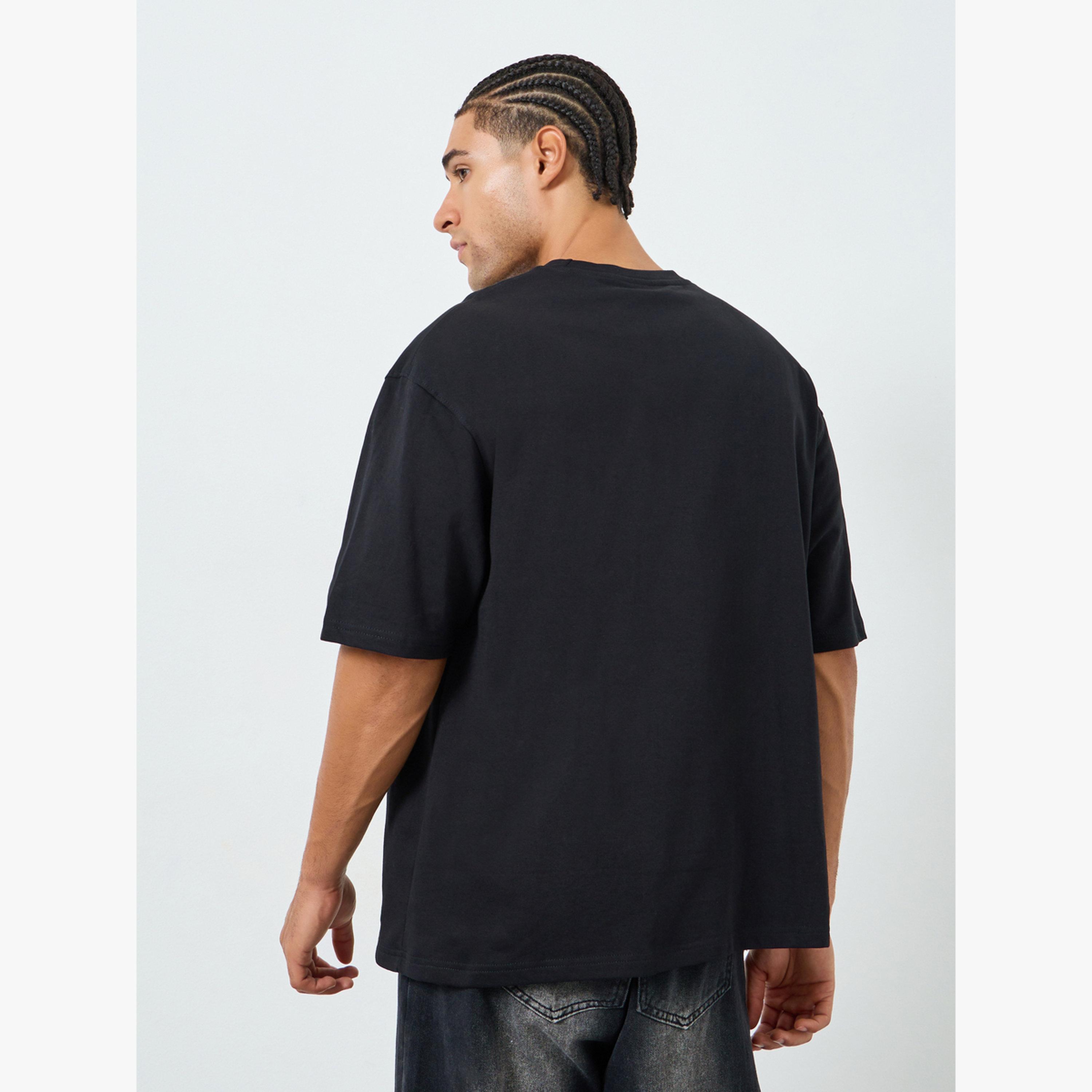 Styli Men Black Oversized Retro Ornate Printed T-Shirt-men-clothing-tshirtsandpolos-tshirts-image-4