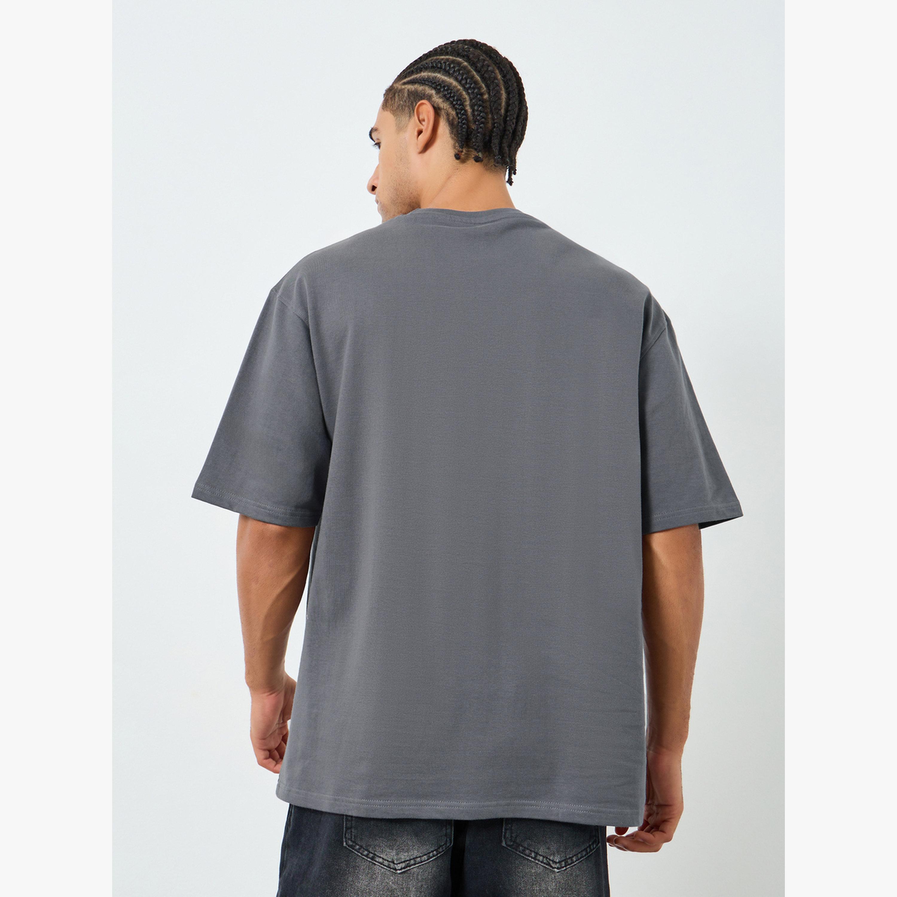 Styli Men Oversized Cursive Graphic Print T-Shirt-men-clothing-tshirtsandpolos-tshirts-image-4