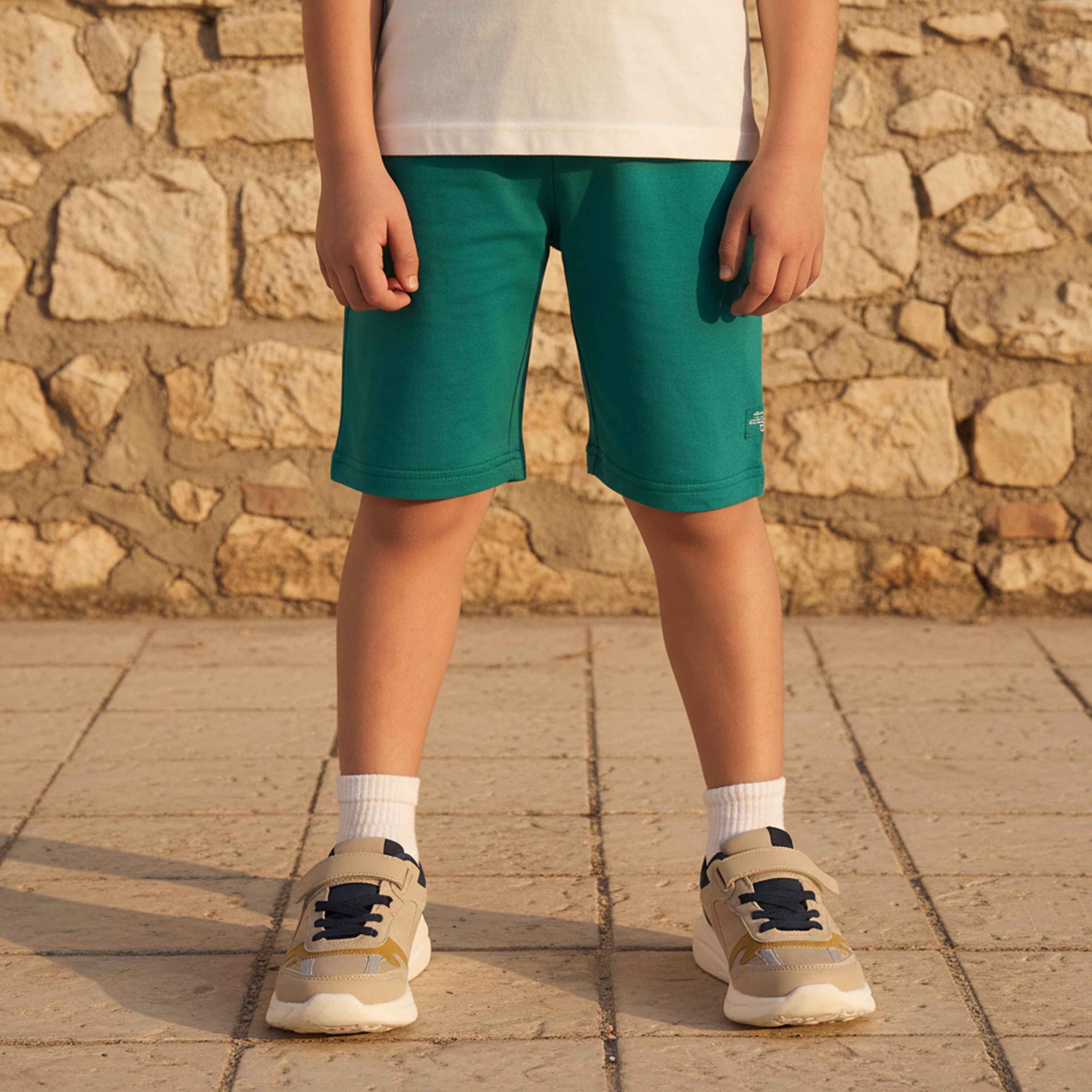 تيشيرت واسع بنمط مغسول وتطريز على الجيب-men-clothing-tshirtsandpolos-tshirts-image-1