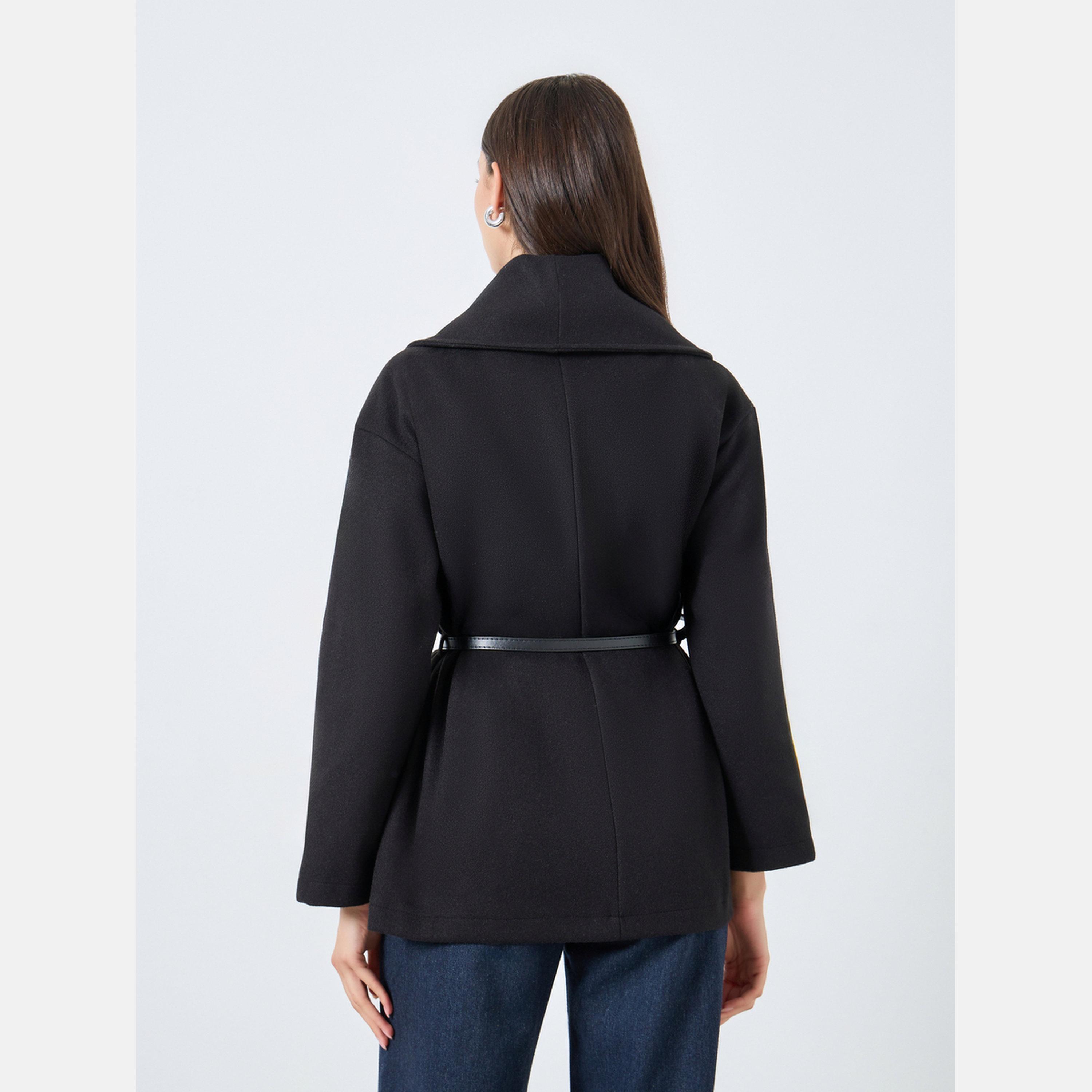 تيك تو - معطف نسائي لون أسود سادة بأكمام طويلة وياقة شال من الصوف مع حزام-women-winterwear-cardigansandjumpers-cardigans-image-5