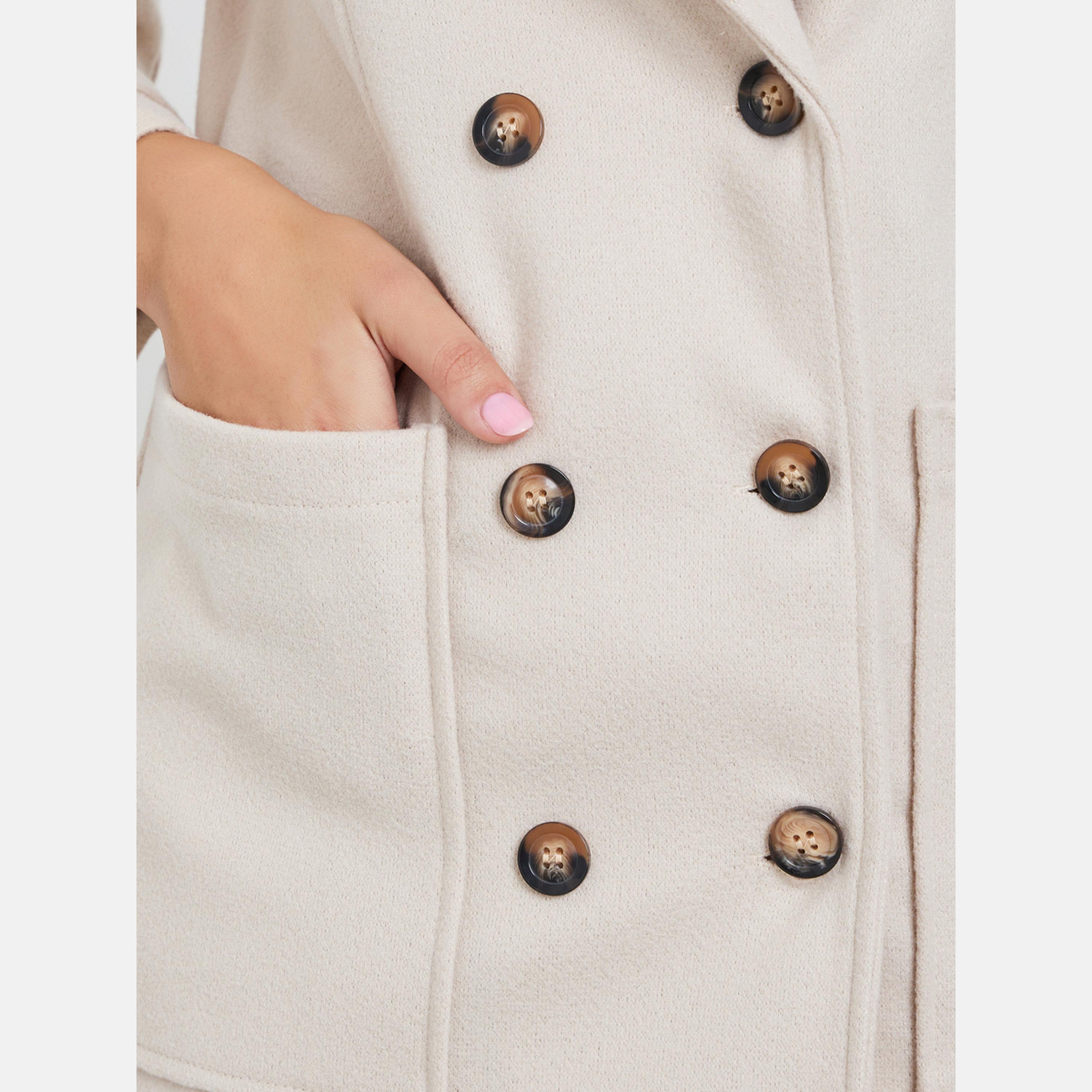 تيك تو - معطف نسائي من الصوف ذو ياقة وأكمام طويلة وجيوب مزدوجة الصدر باللون البيج-women-clothing-coatsandjackets-coats-image-4