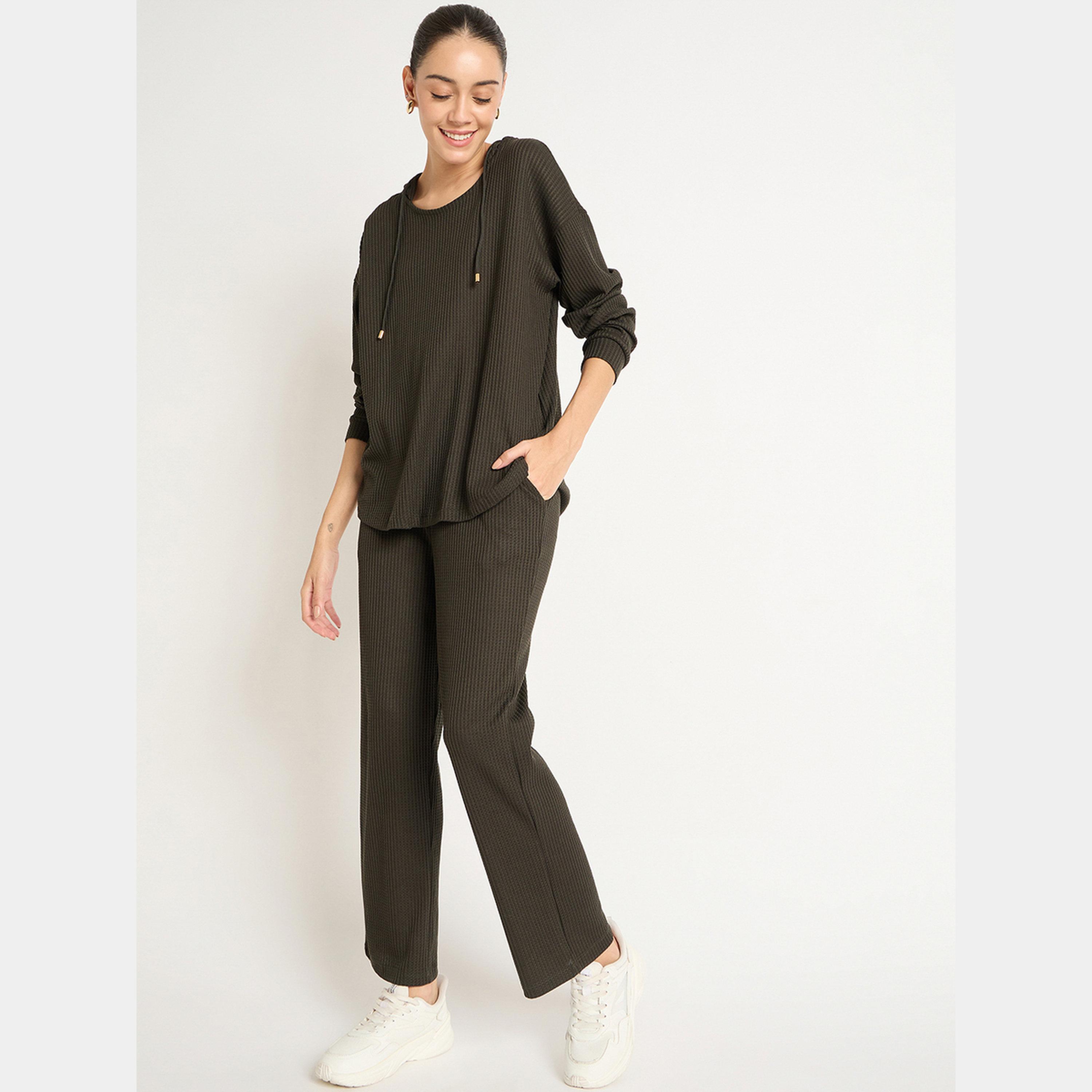 فيميلا - هودي وبنطال رياضي وافل لون زيتوني-women-clothing-coordsets-image-4