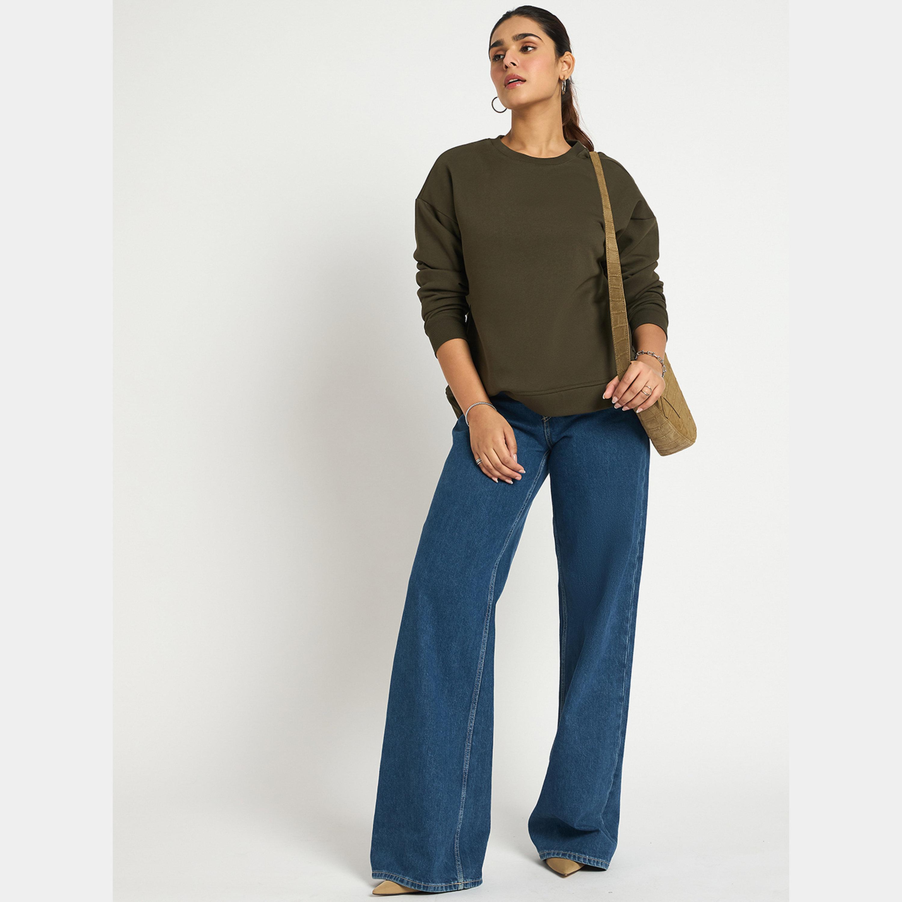 فيميلا - سويت شيرت نسائي صوف بأكمام طويلة ورقبة دائرية سادة-women-winterwear-hoodiesandsweatshirts-sweatshirts-image-2