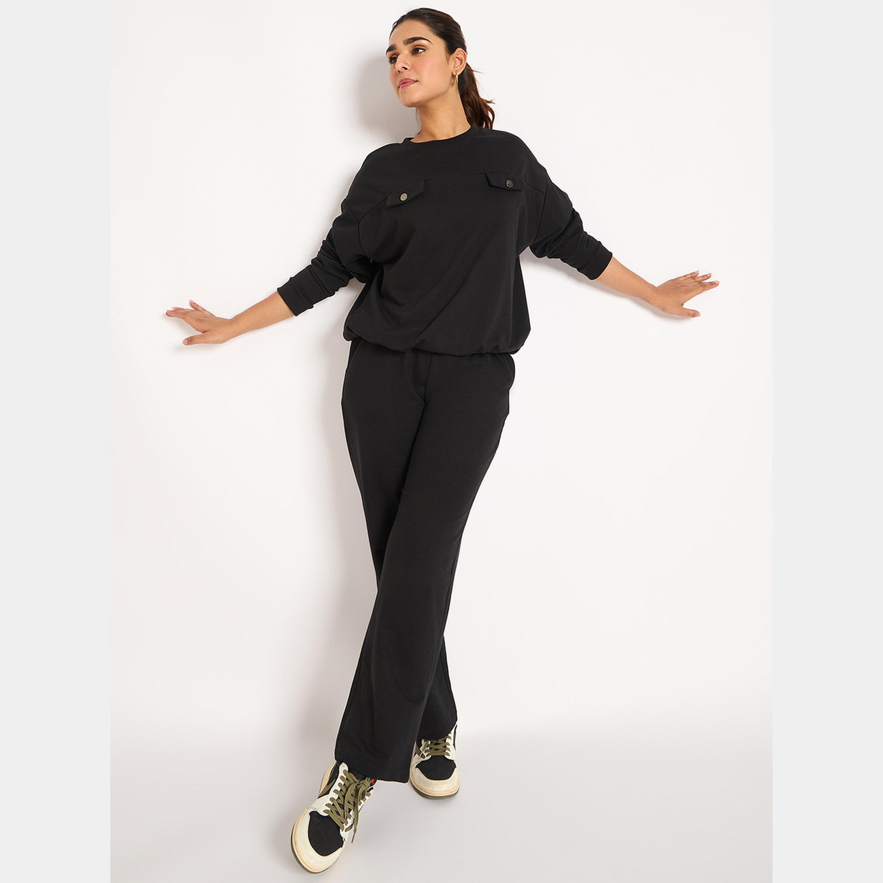 فيميلا - سويت شيرت نسائي تيري بأكمام طويلة وياقة مستديرة وتفاصيل قلابة-women-clothing-hoodiesandsweatshirts-sweatshirts-image-2