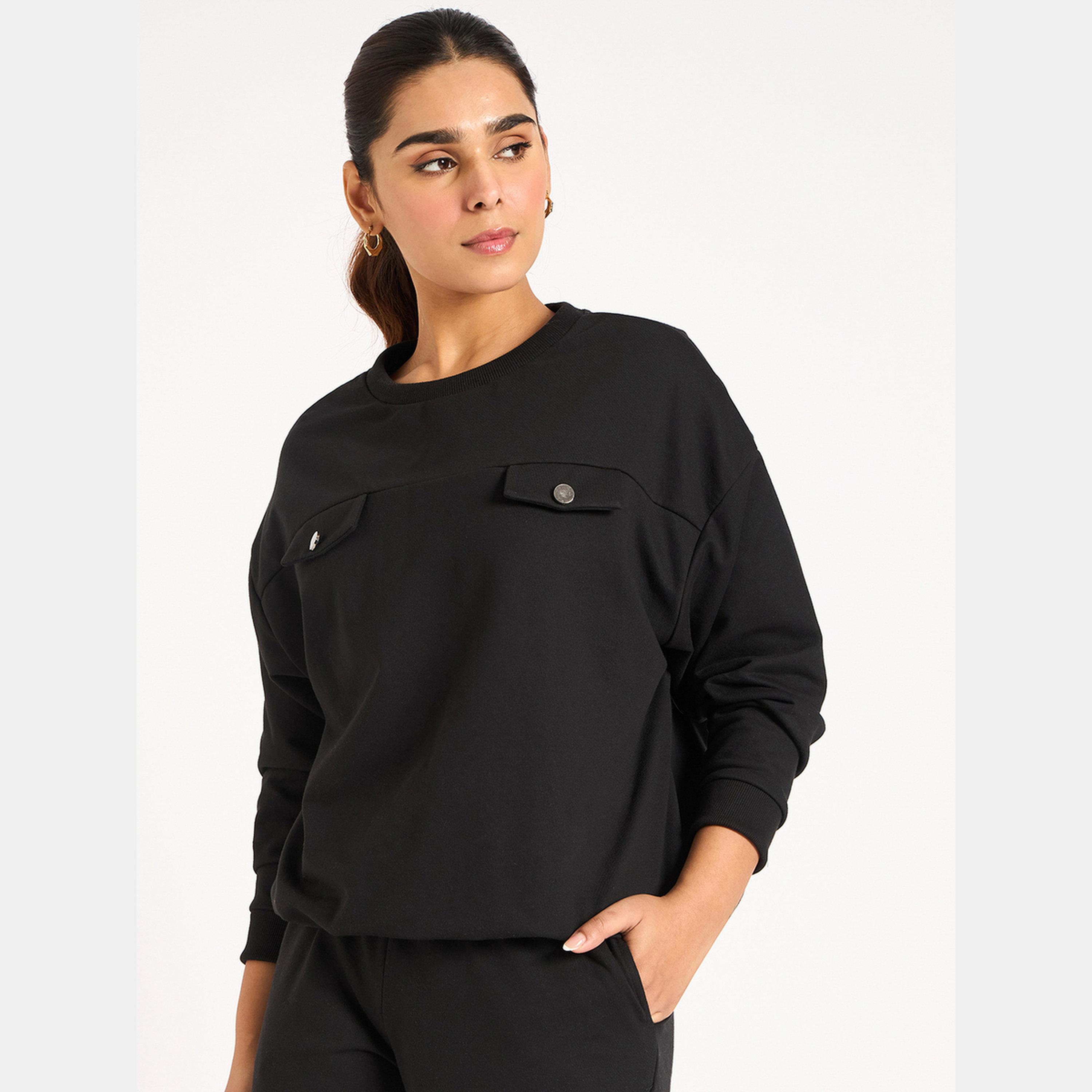 فيميلا - سويت شيرت نسائي تيري بأكمام طويلة وياقة مستديرة وتفاصيل قلابة-women-clothing-hoodiesandsweatshirts-sweatshirts-image-5