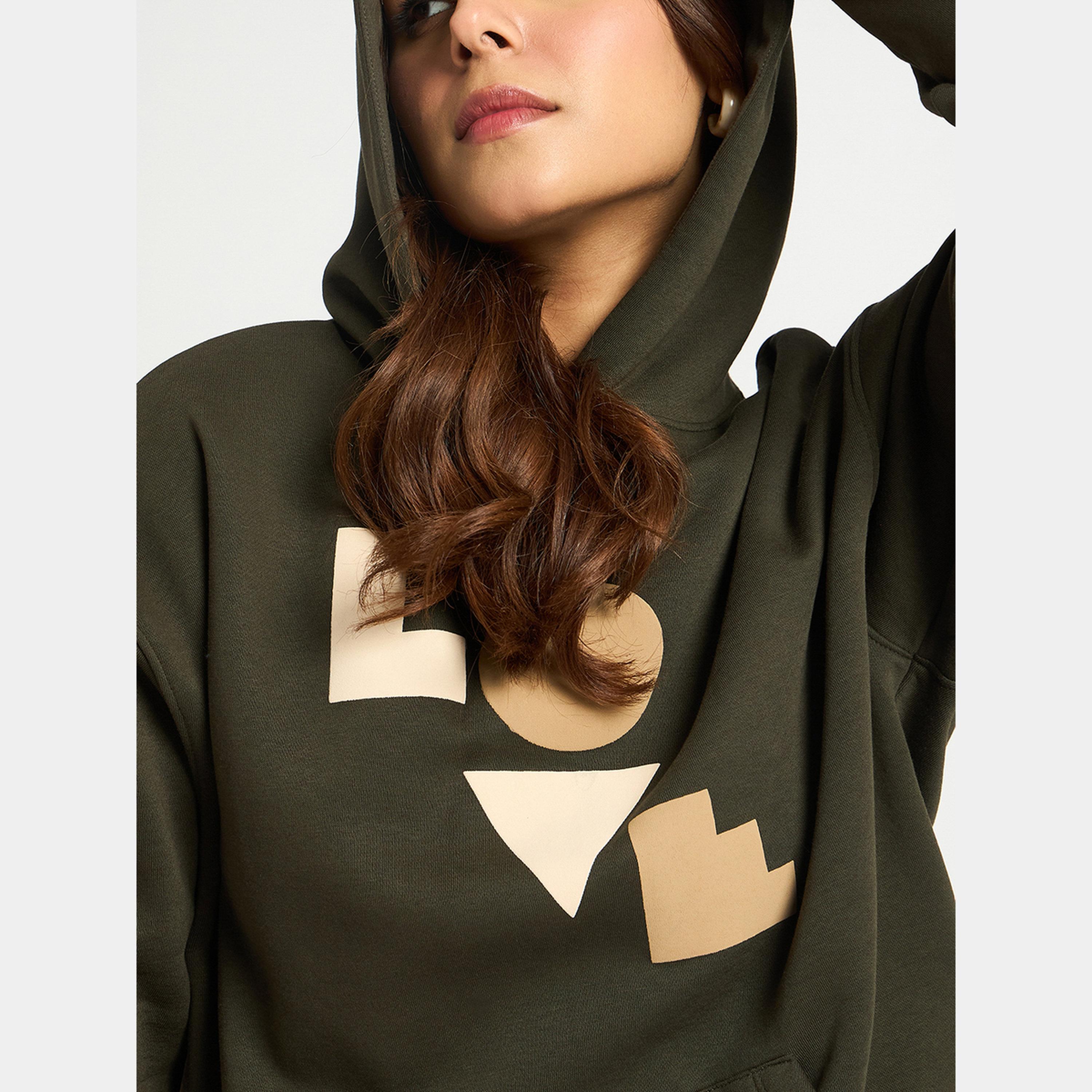 فيميلا - هودي نسائي بأكمام طويلة وياقة وغطاء للرأس رسومات غرافيكية-women-clothing-hoodiesandsweatshirts-hoodies-image-3