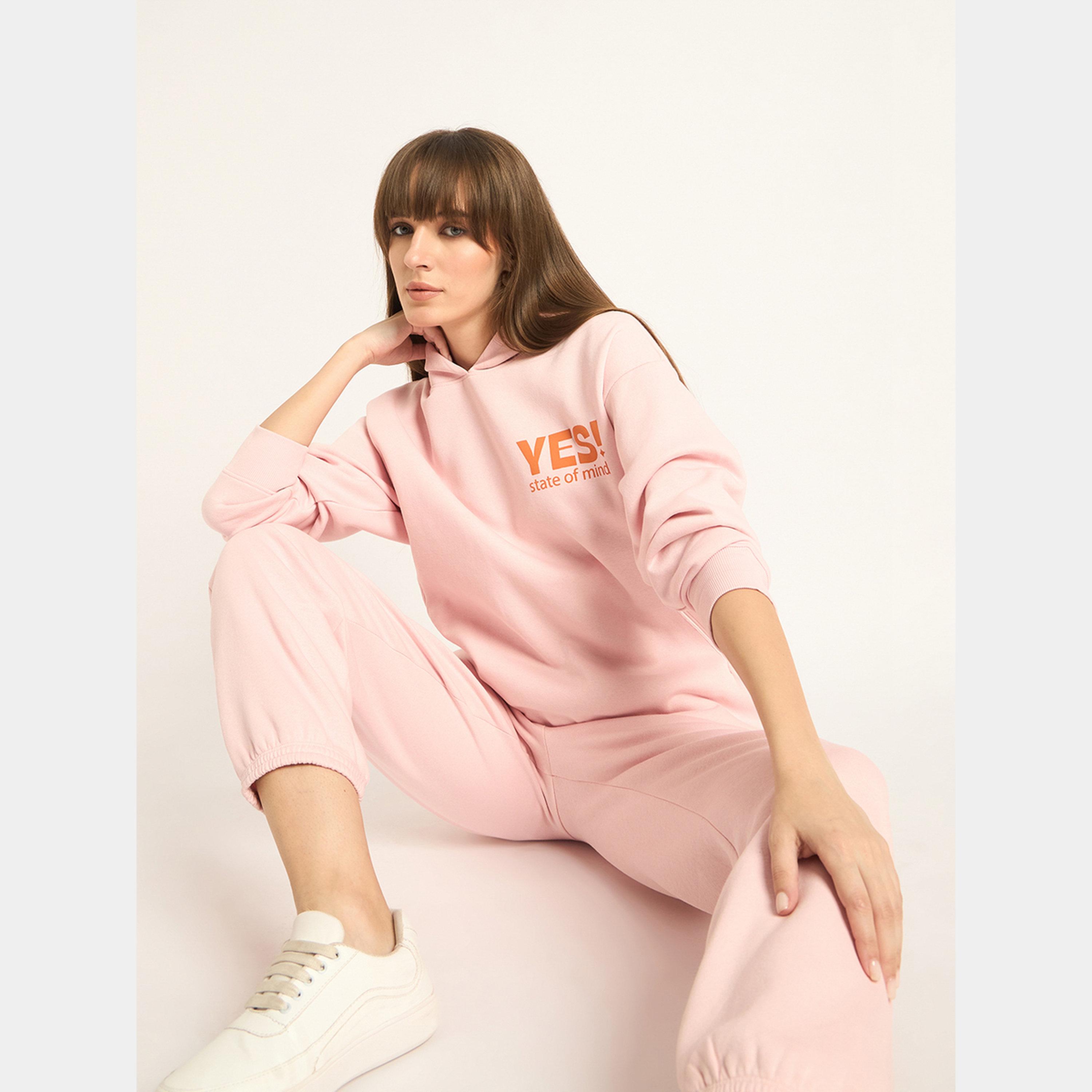 فيميلا - هودي نسائي صوف بأكمام طويلة وياقة بغطاء للرأس وطبعة شعار-women-clothing-hoodiesandsweatshirts-hoodies-image-6