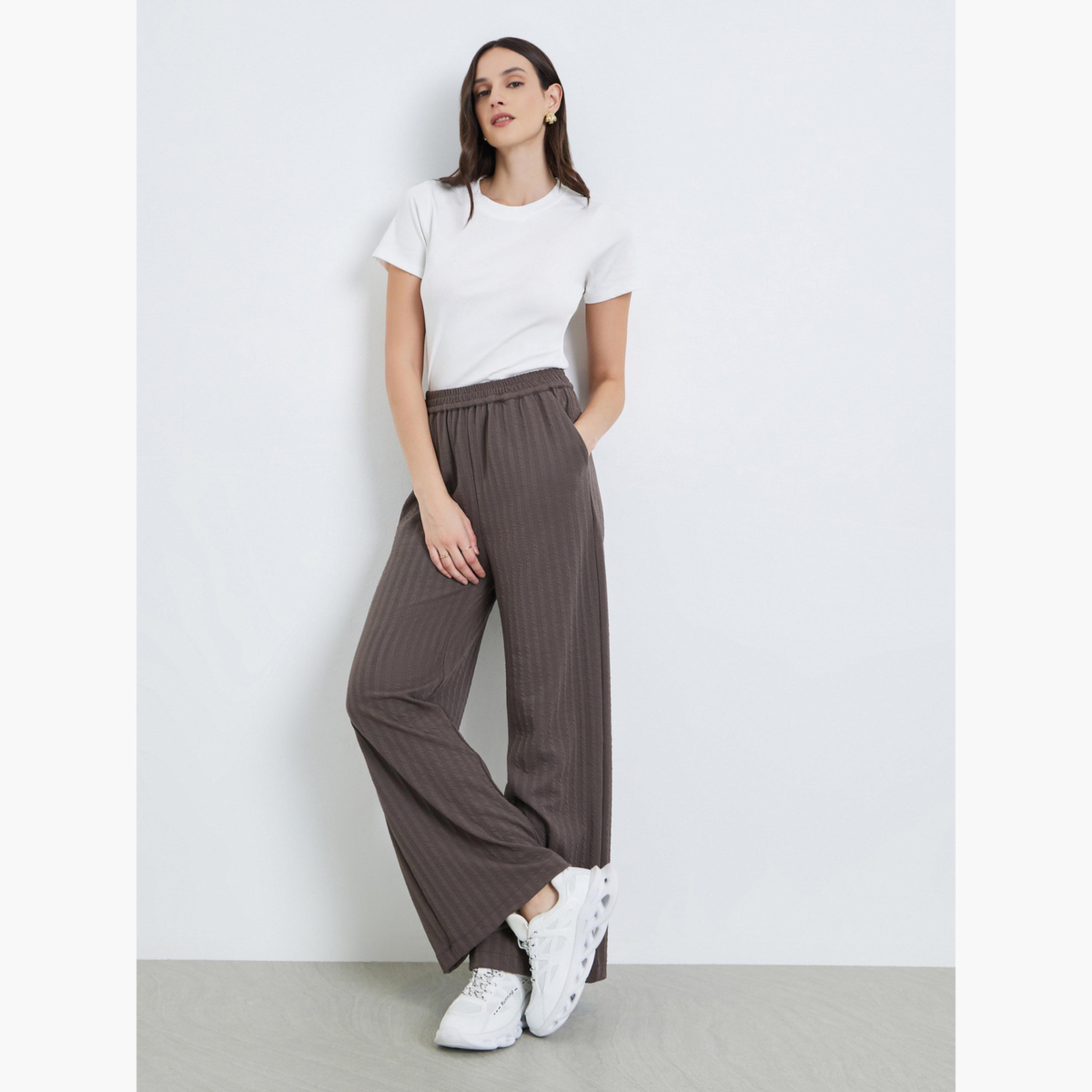 بنطال مخطط بأرجل واسعة-women-clothing-bottoms-trousers-image-2