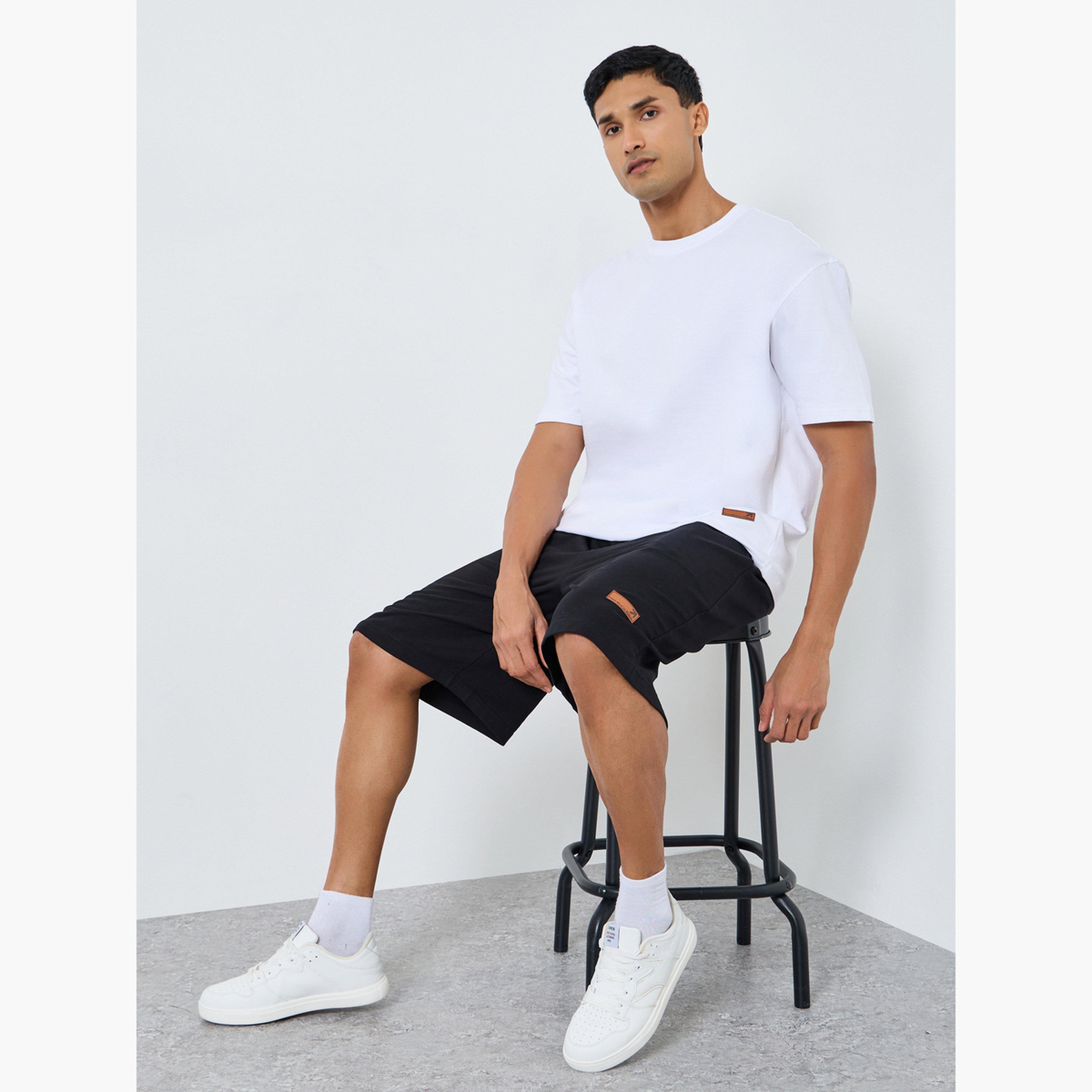 Styli Men Oversized Badge Detail T-Shirt and Shorts Co-Ords-men-clothing-coordsets-image-3
