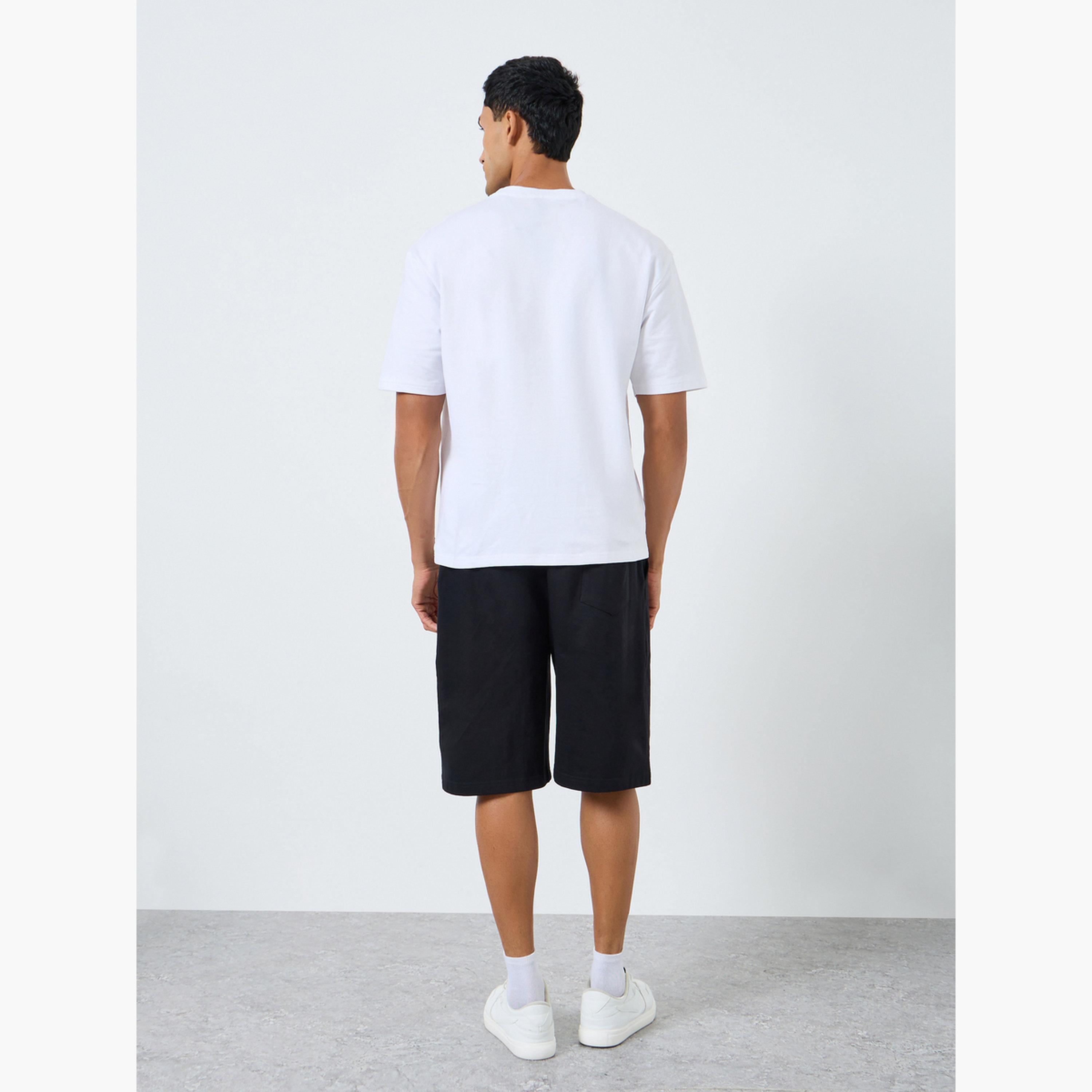 Styli Men Oversized Badge Detail T-Shirt and Shorts Co-Ords-men-clothing-coordsets-image-4