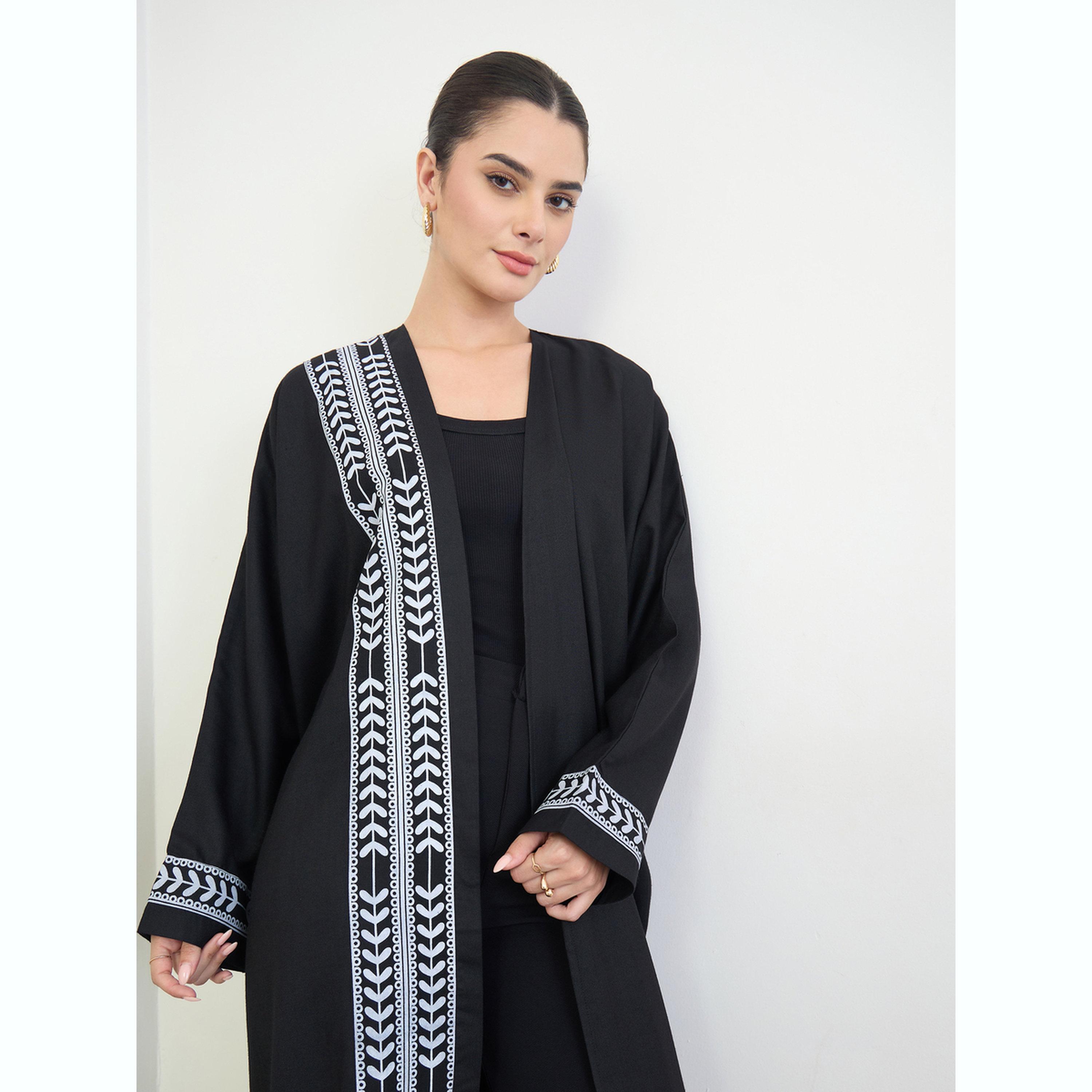 Amirah X Styli Black Printed Open Front A-Line Abaya-women-arabicclothing-abayas-image-3