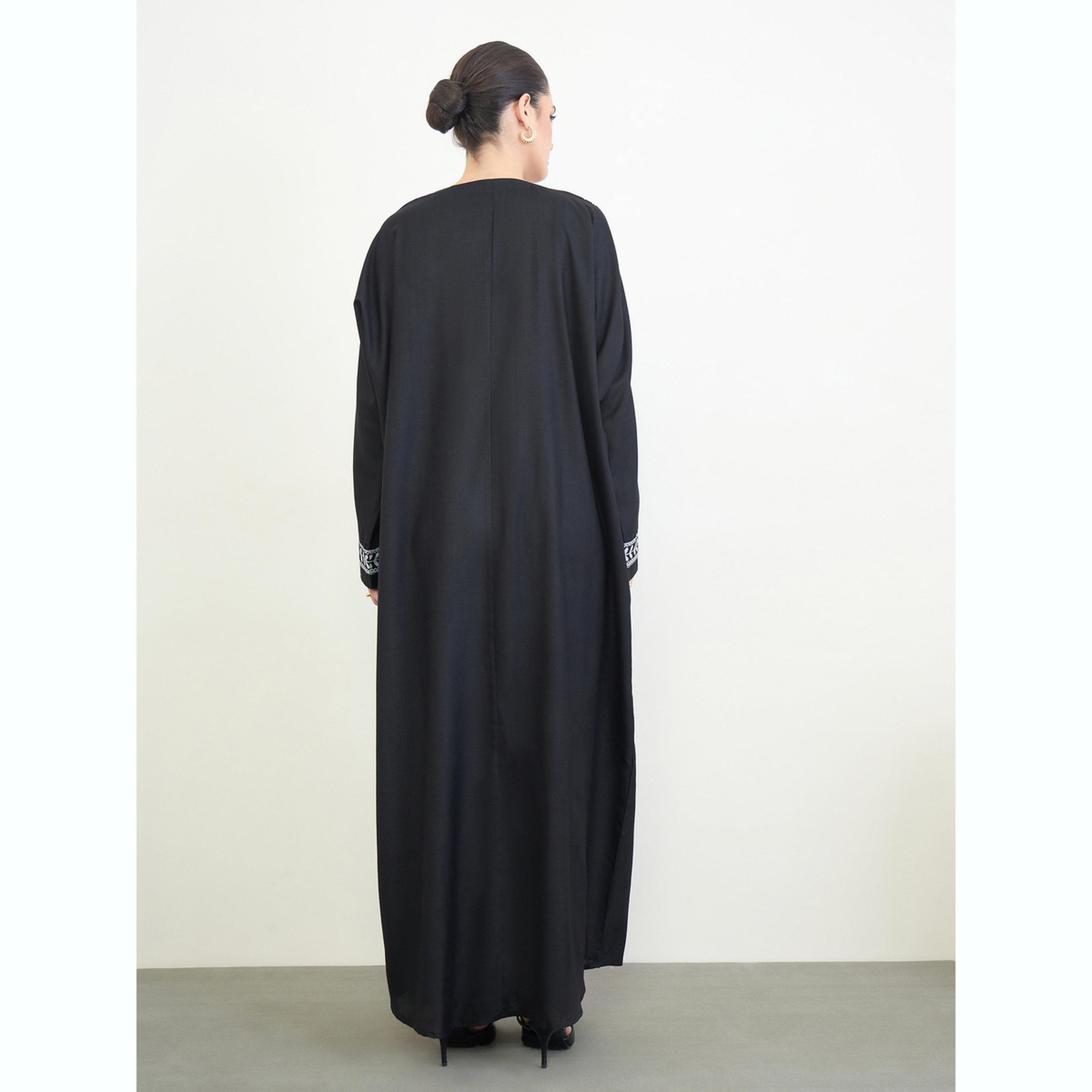 Amirah X Styli Black Printed Open Front A-Line Abaya-women-arabicclothing-abayas-image-4