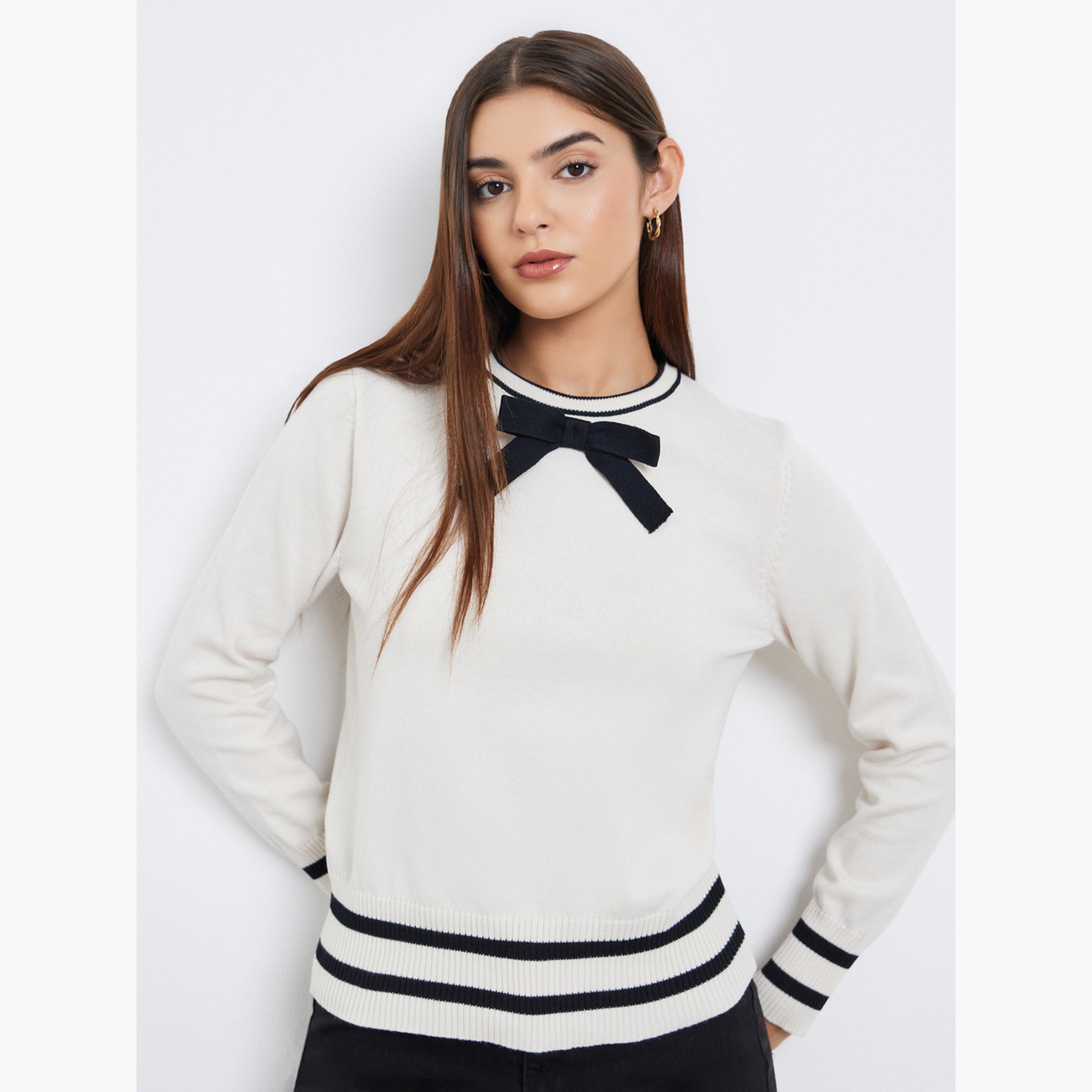 تيك تو - سترة نسائية محبوكة بأكمام طويلة وياقة مستديرة وحواف فيونكة لون اوف وايت-women-winterwear-cardigansandjumpers-jumpers-image-1
