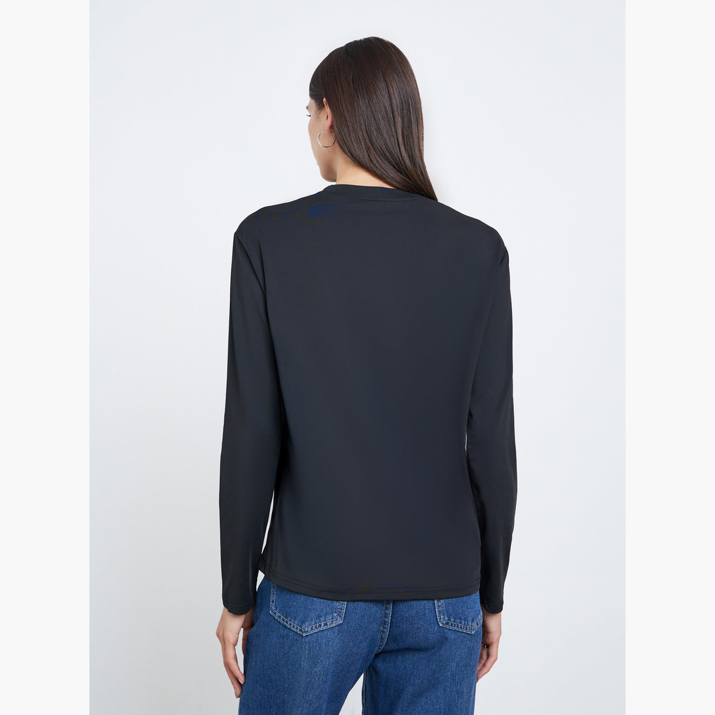 ستايلي - تي شيرت أسود تصميم واسع طبعة شعار للنساء-women-clothing-tshirts-image-4