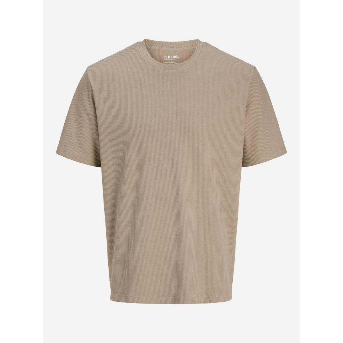 تيشيرت محبوك بتفاصيل مضلعة وياقة ضيقة-men-clothing-tshirtsandpolos-tshirts-image-1
