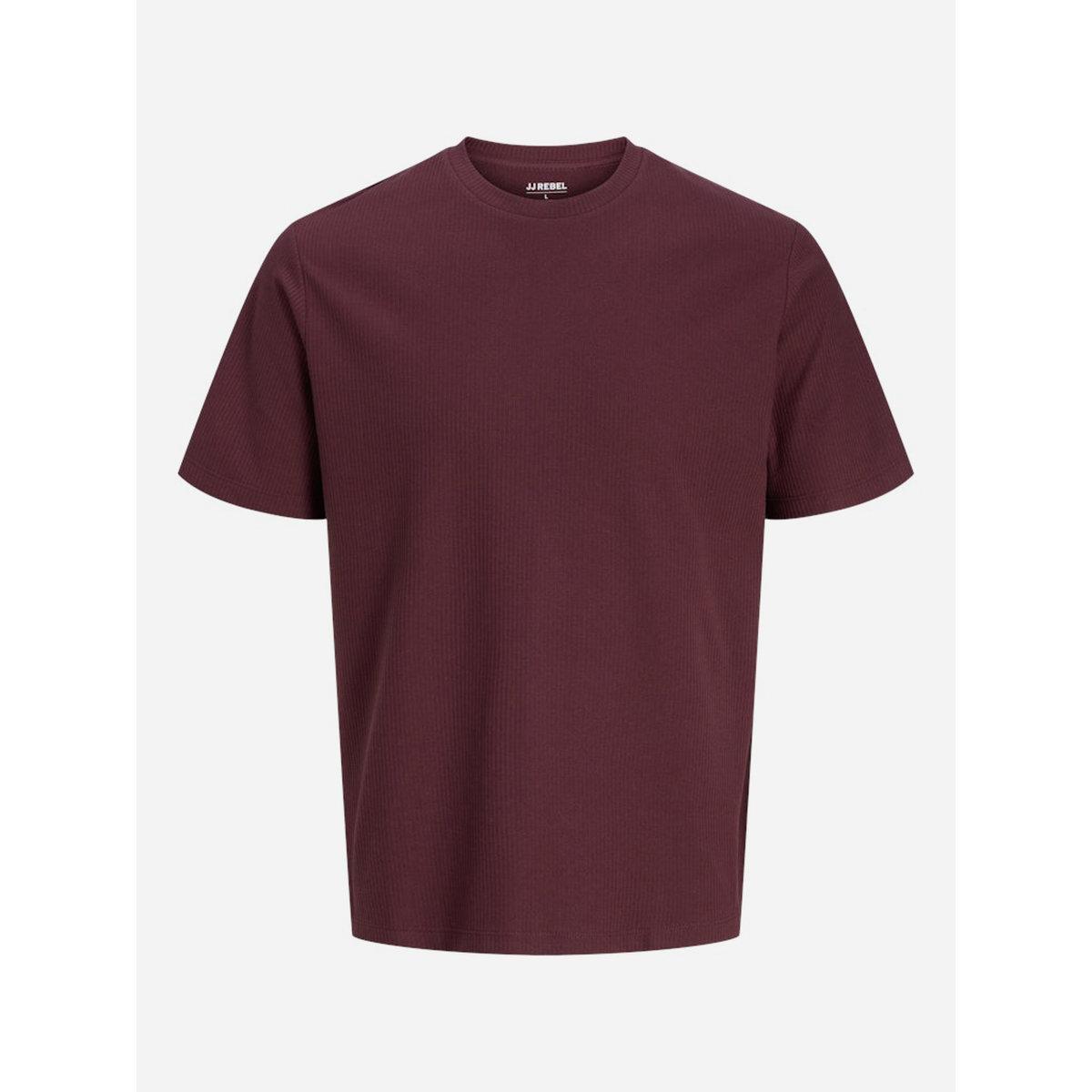 تيشيرت محبوك بتفاصيل مضلعة وياقة ضيقة-men-clothing-tshirtsandpolos-tshirts-image-1