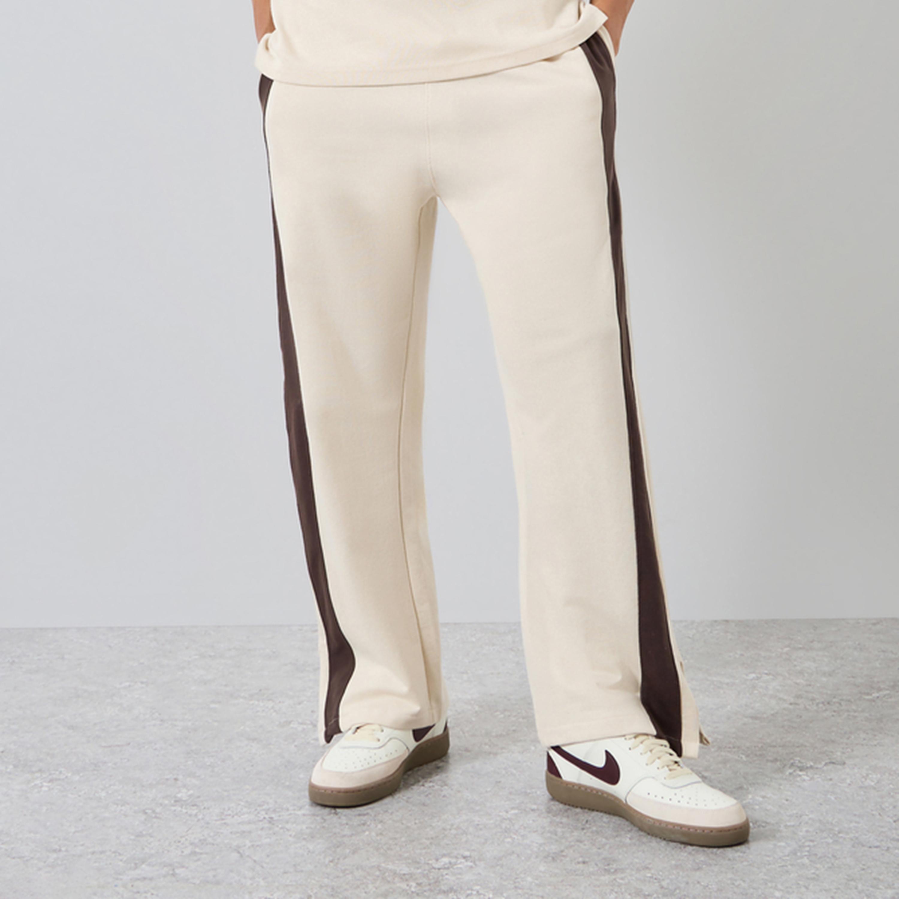 جوغر مخطط بقصة مريحة-men-clothing-bottoms-joggers-image-1