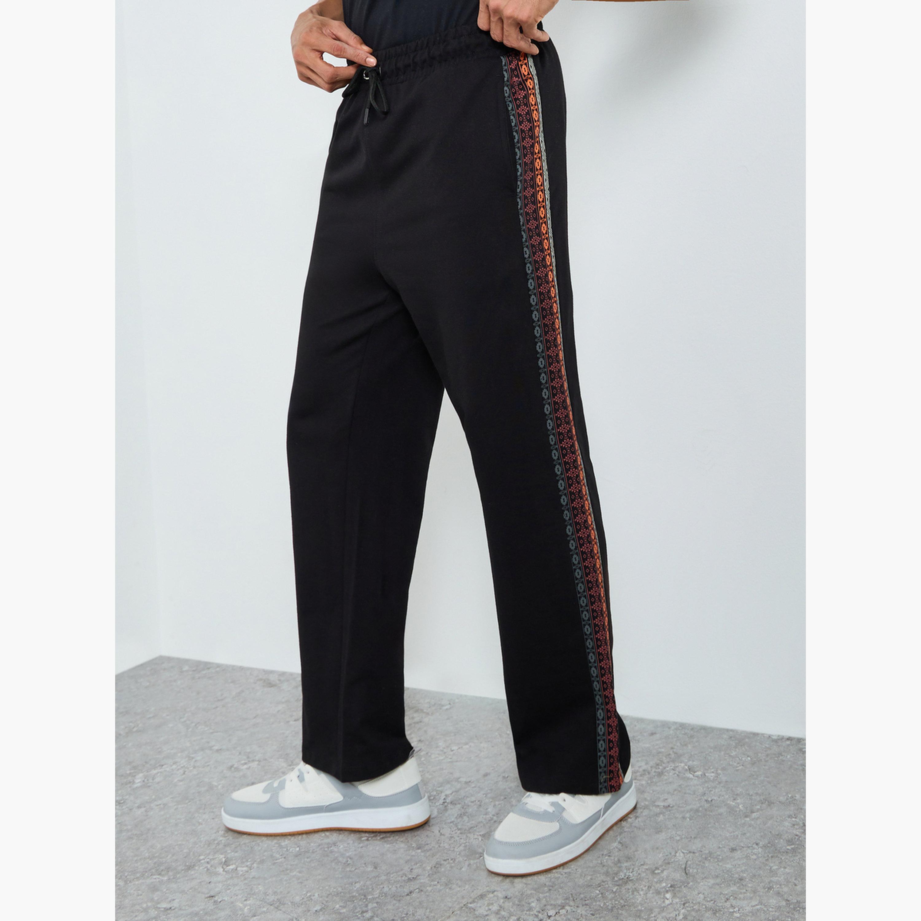 جوغر تيري بمقاس كبير مع ألواح مطبوعة-men-clothing-bottoms-joggers-image-1