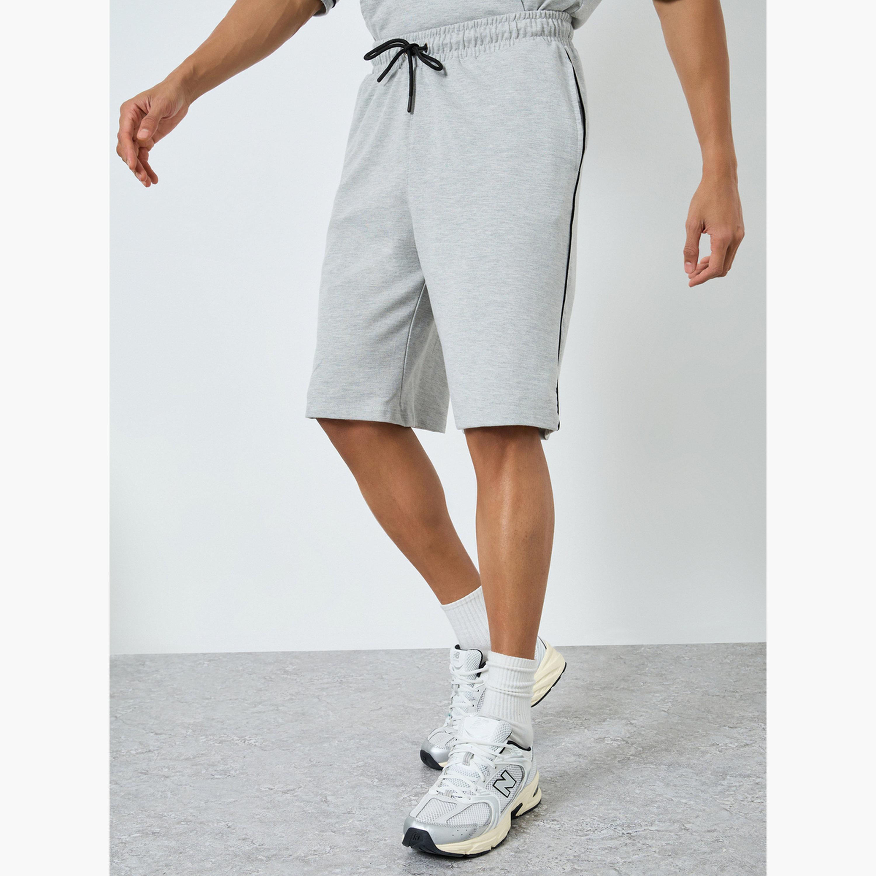 Styli Men Hooded Oversized T-Shirt and Shorts Co-Ords-men-clothing-coordsets-image-4