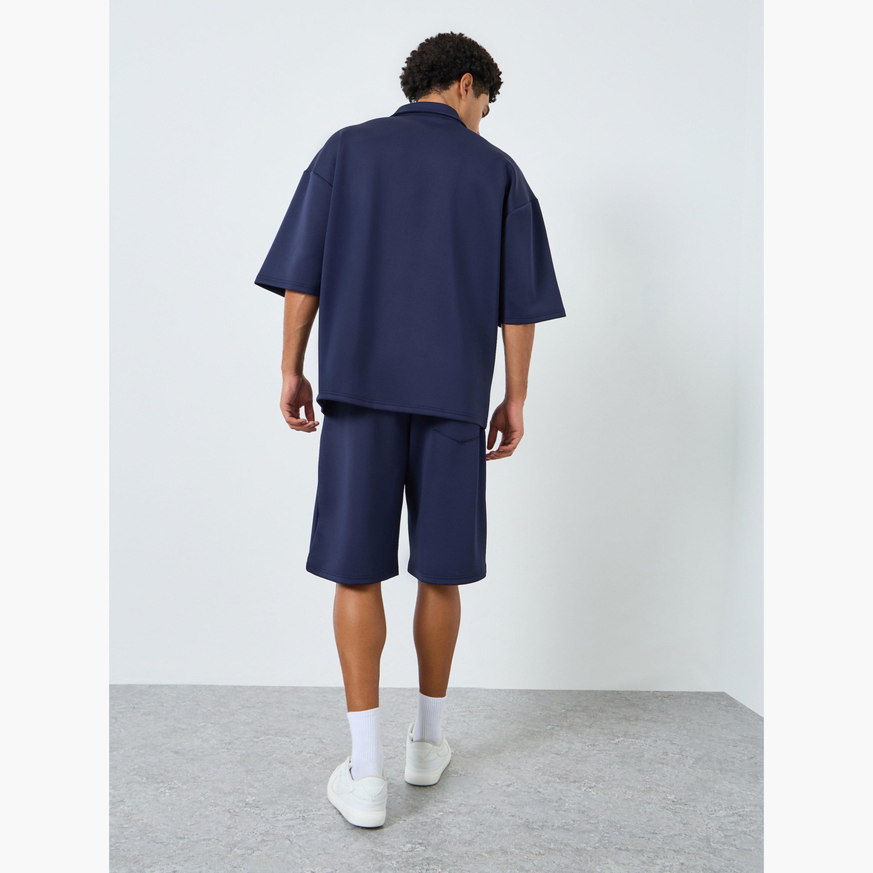 طقم منسق من شورت وبلوزة بأكمام قصيرة-men-clothing-coordsets-image-5