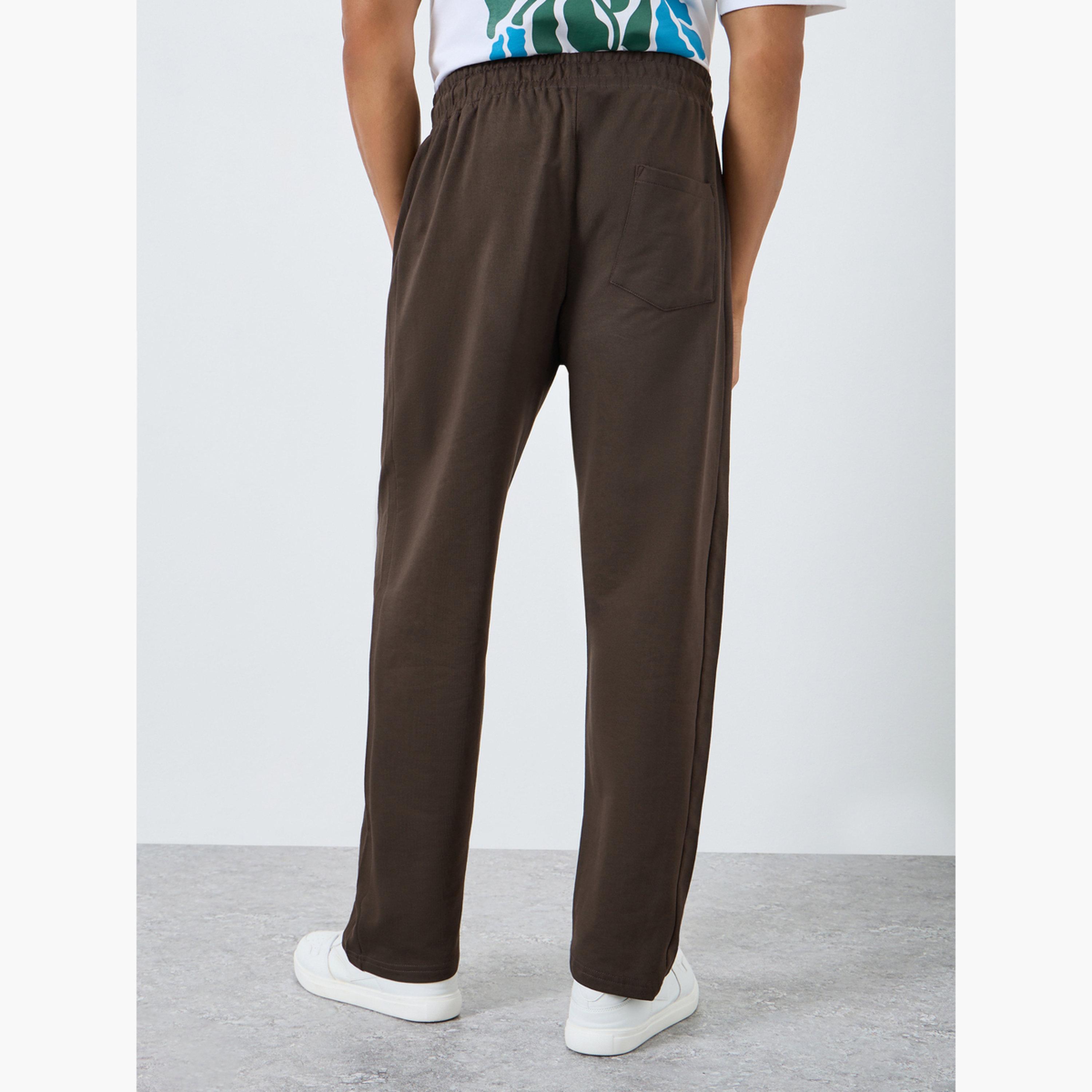 جوغر بقصة مريحة وشريط جانبي مع أربطة-men-clothing-bottoms-joggers-image-4