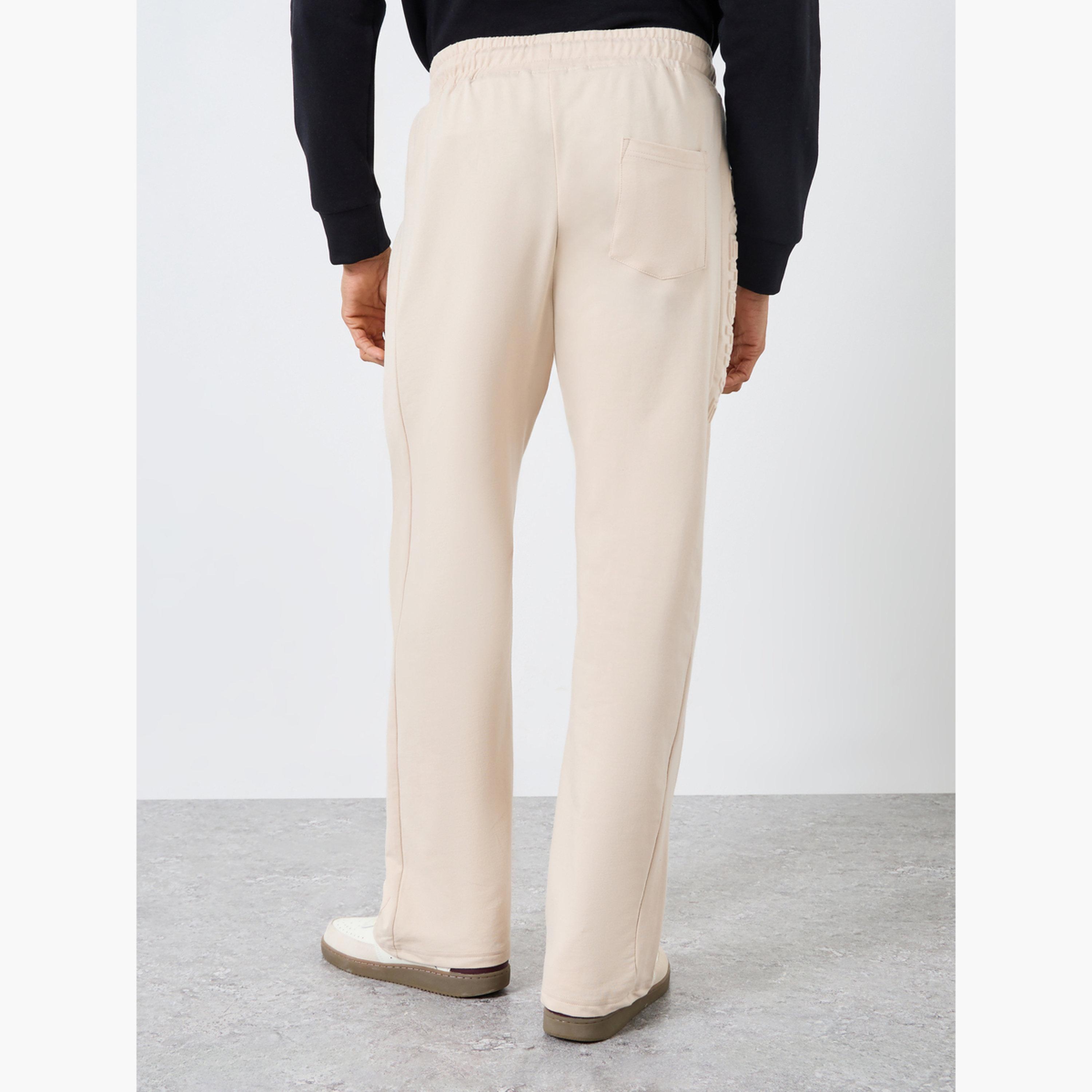 جوغر سادة بنقشة بارزة-men-clothing-bottoms-joggers-image-4