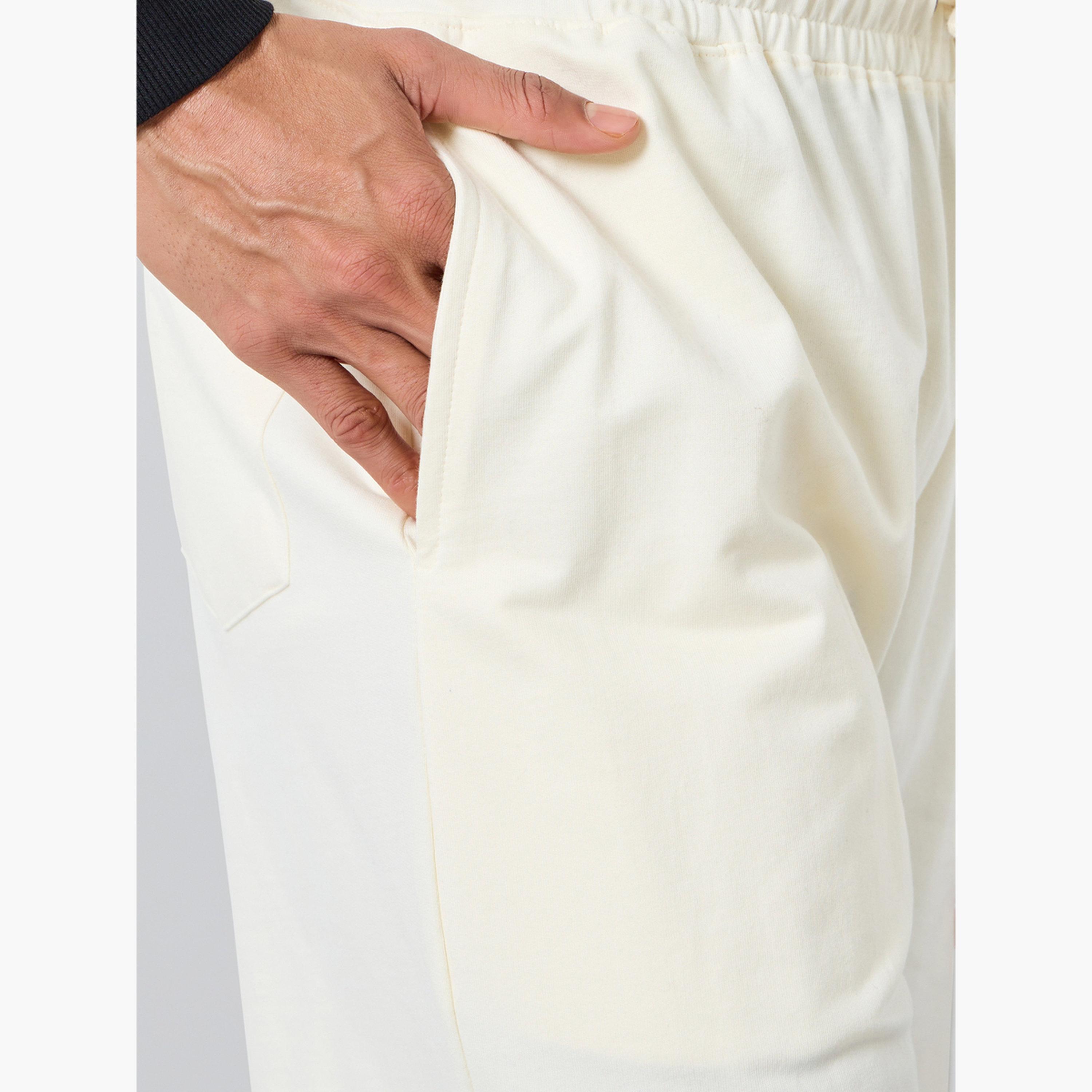 جوغر بأرجل واسعة-men-clothing-bottoms-joggers-image-3