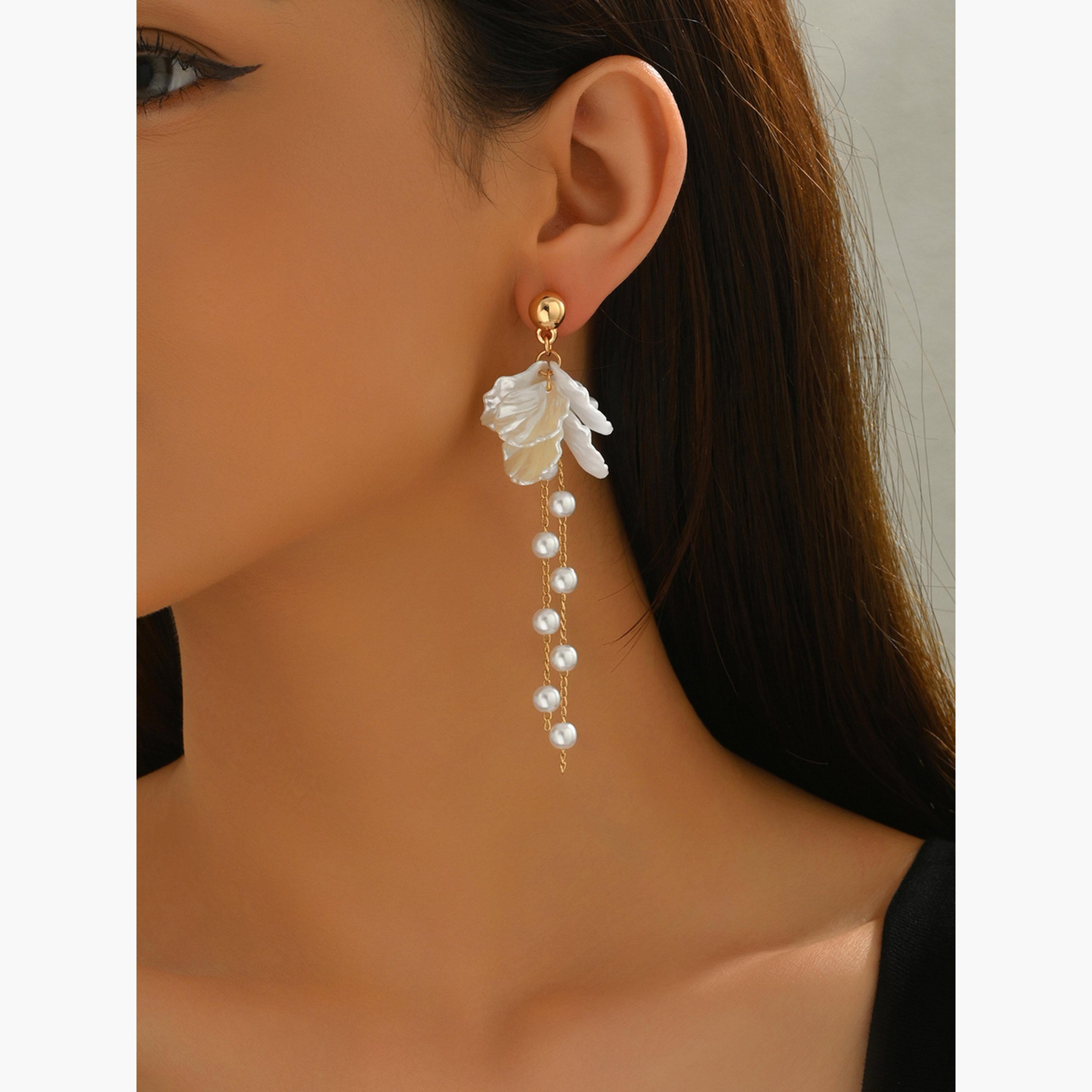 تيك تو - أقراط نسائية متدلية من اللؤلؤ الصناعي المزهر-women-watchesandjewellery-jewellery-earrings-image-2