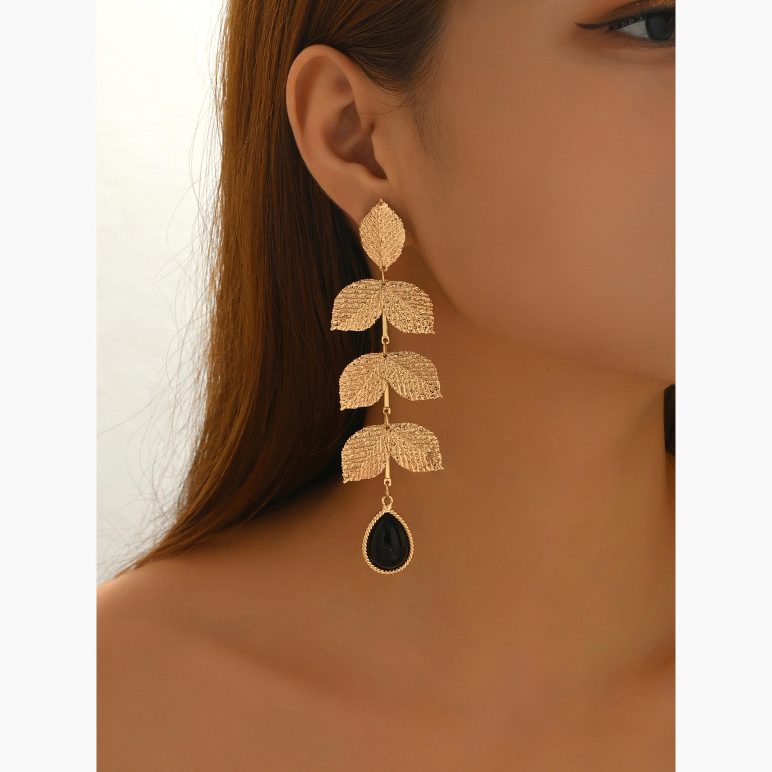تيك تو - أقراط نسائية متدلية من ورق الذهب-women-watchesandjewellery-jewellery-earrings-image-3