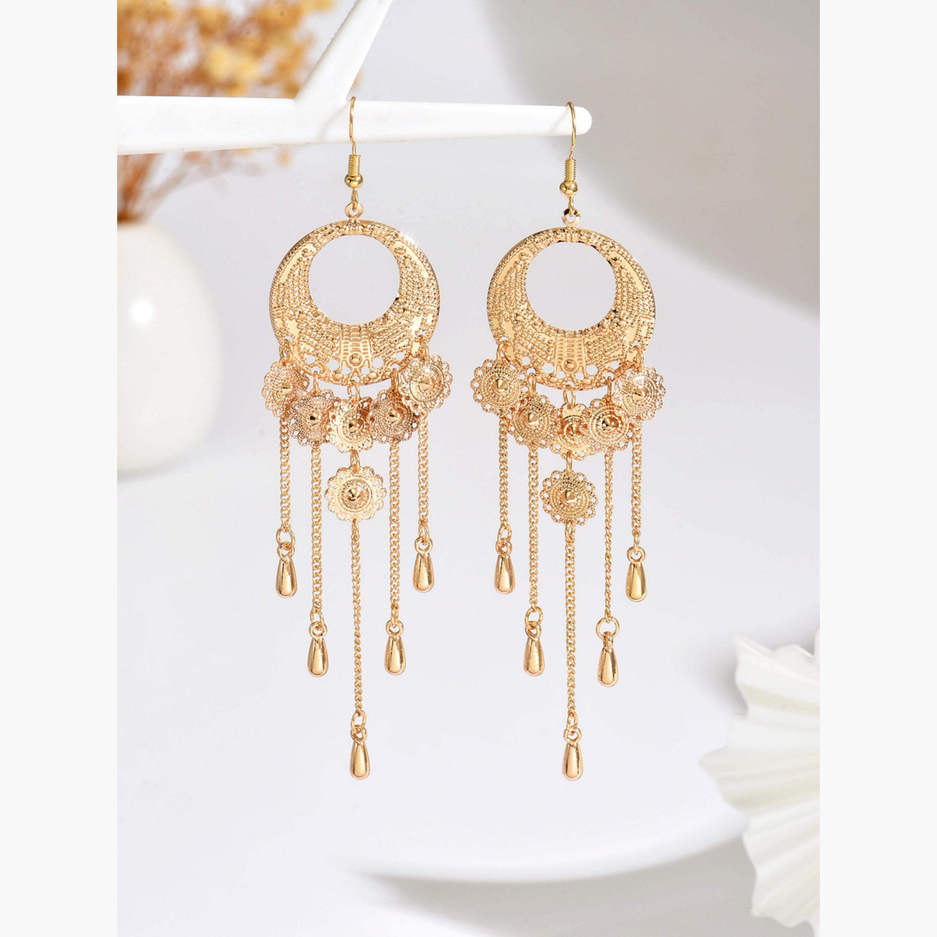 تيك تو - أقراط نسائية من المعدن على شكل سلسلة دائرية-women-watchesandjewellery-jewellery-earrings-image-1