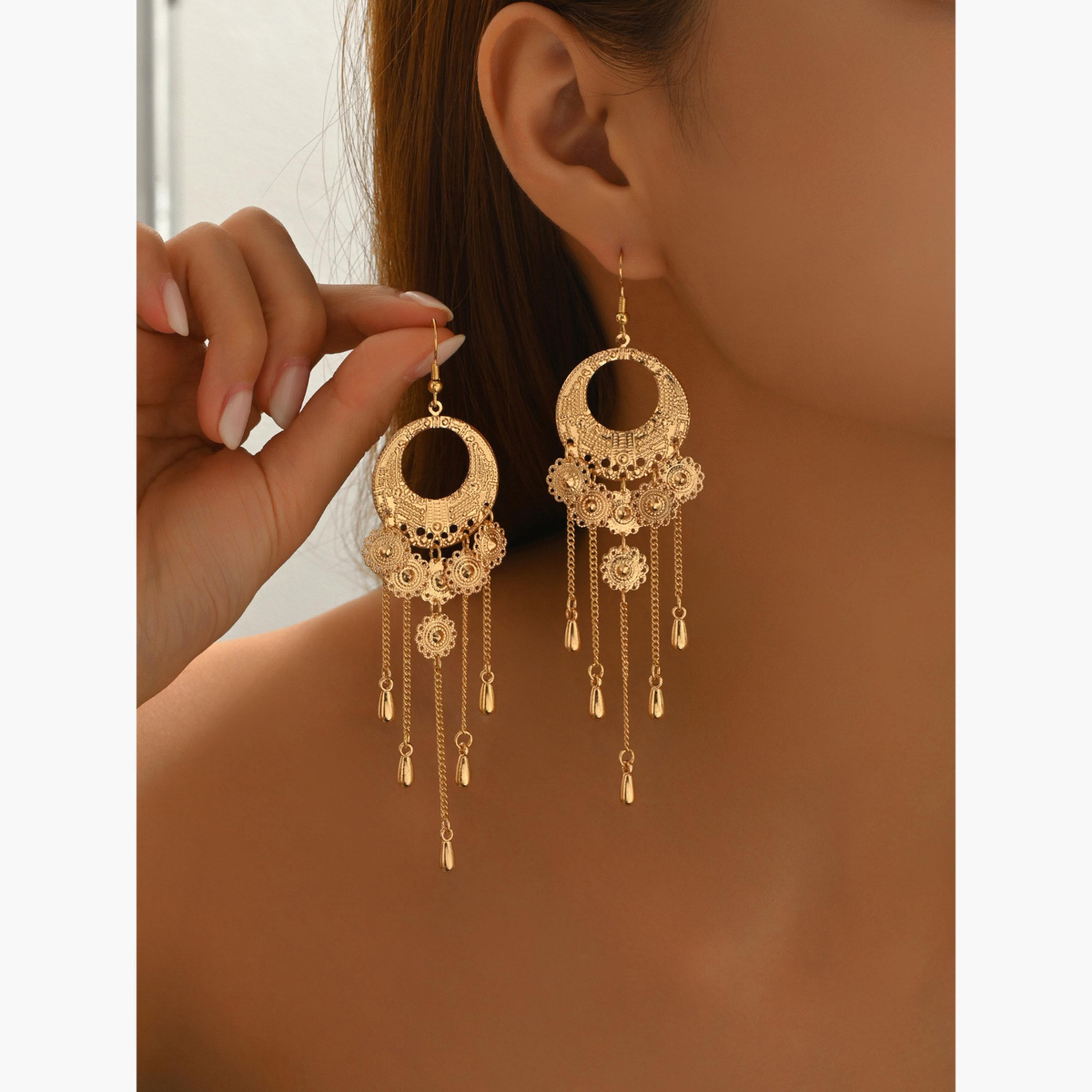 تيك تو - أقراط نسائية من المعدن على شكل سلسلة دائرية-women-watchesandjewellery-jewellery-earrings-image-2