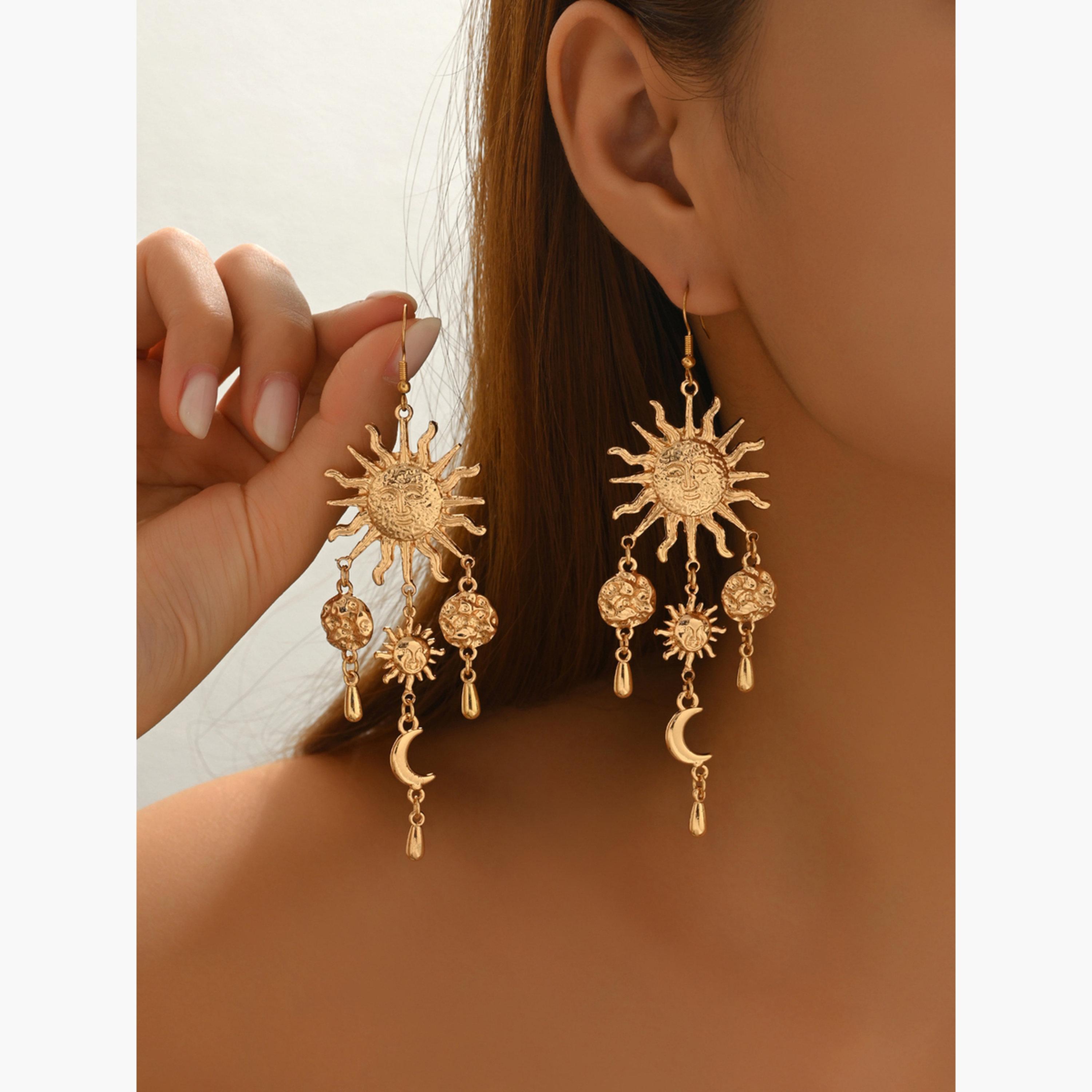 Take Two Women Metal Sun-Shaped Dangle Earrings-women-watchesandjewellery-jewellery-earrings-image-4