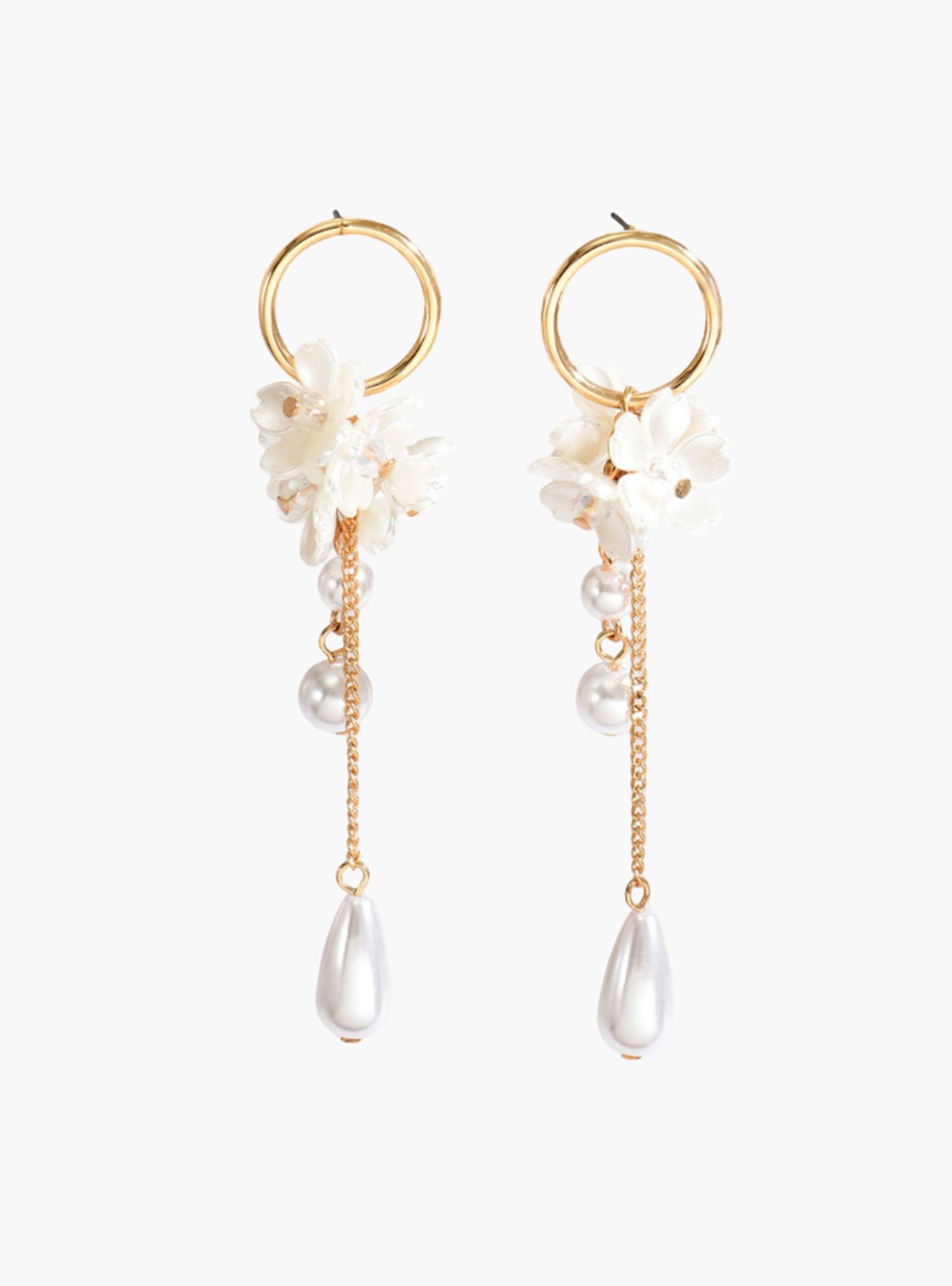 تيك تو - أقراط نسائية متدلية من اللؤلؤ الصناعي المزهر-women-watchesandjewellery-jewellery-earrings-image-1