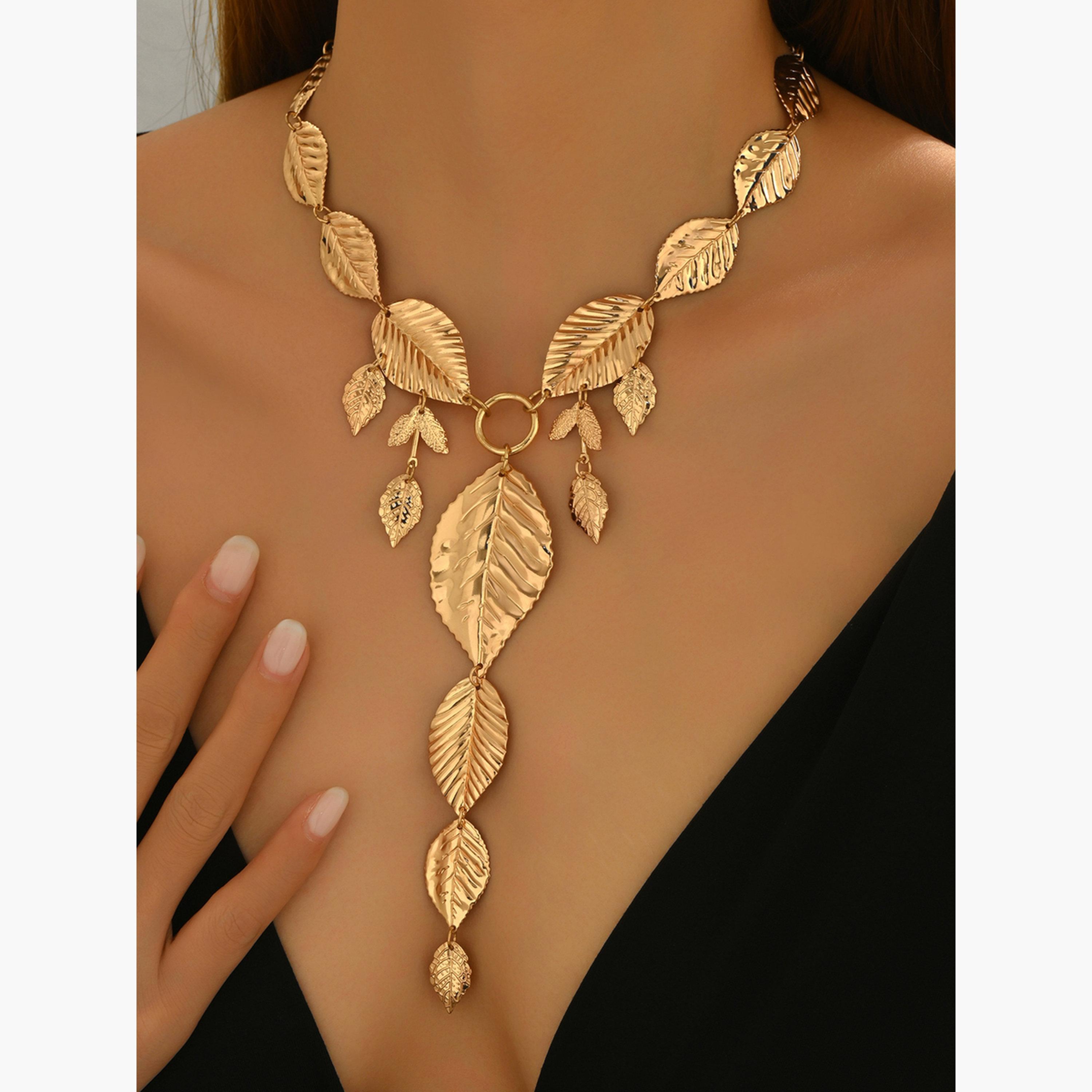 تيك تو - قلادة طويلة من ورق الذهب-women-watchesandjewellery-jewellery-necklacesandpendants-image-2