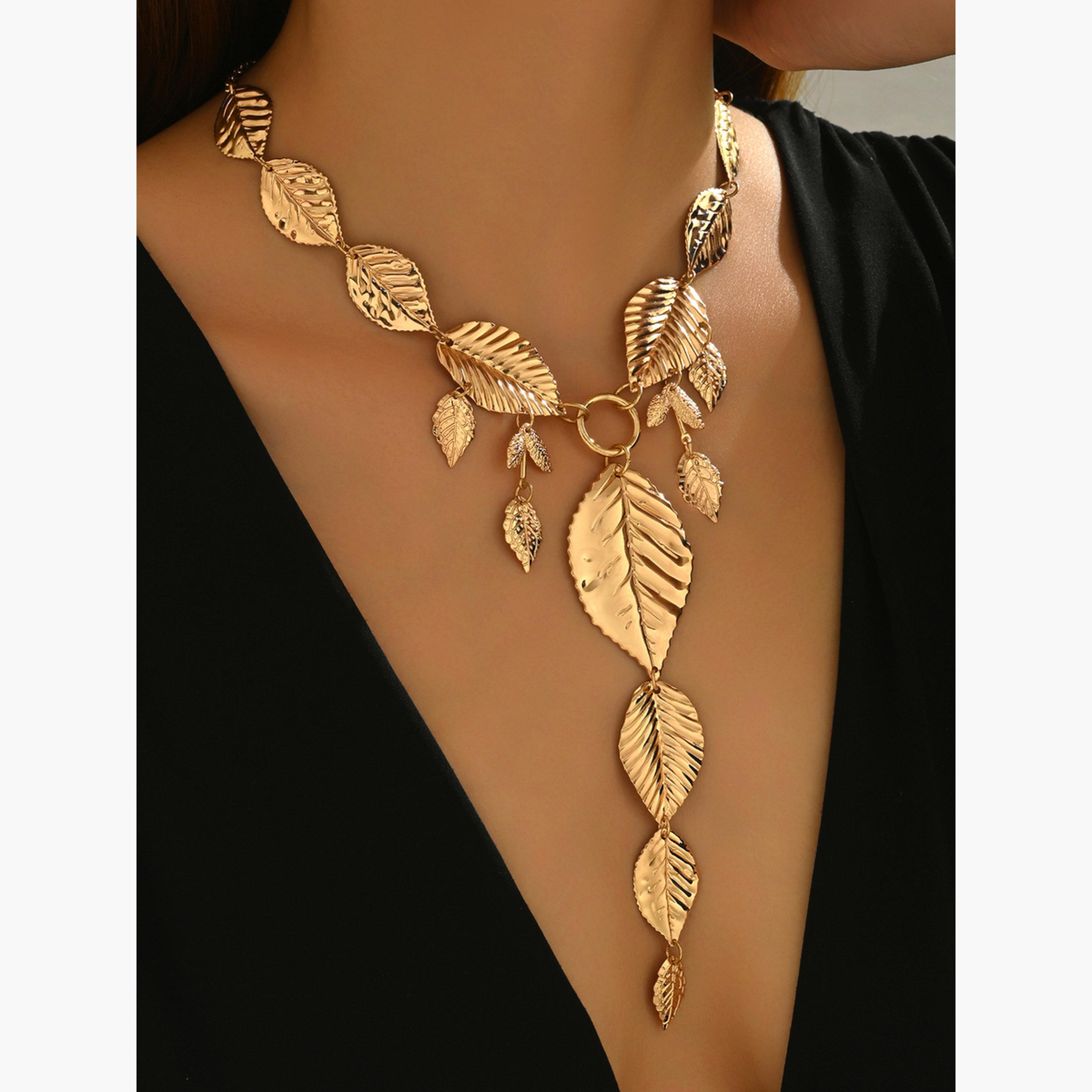 تيك تو - قلادة طويلة من ورق الذهب-women-watchesandjewellery-jewellery-necklacesandpendants-image-4