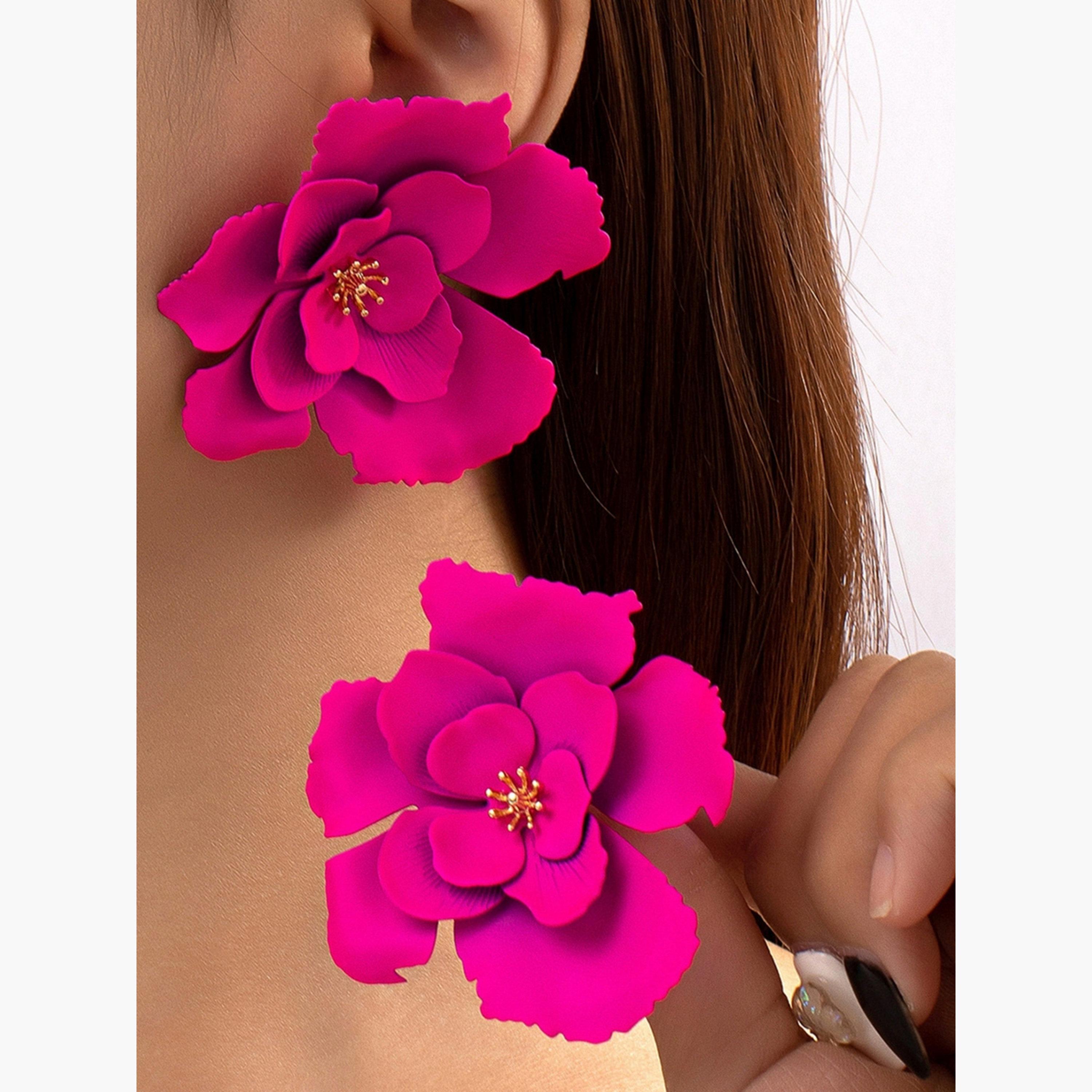 أقراط زهور ثلاثية الأبعاد للنساء من تيك تو-women-watchesandjewellery-jewellery-earrings-image-2