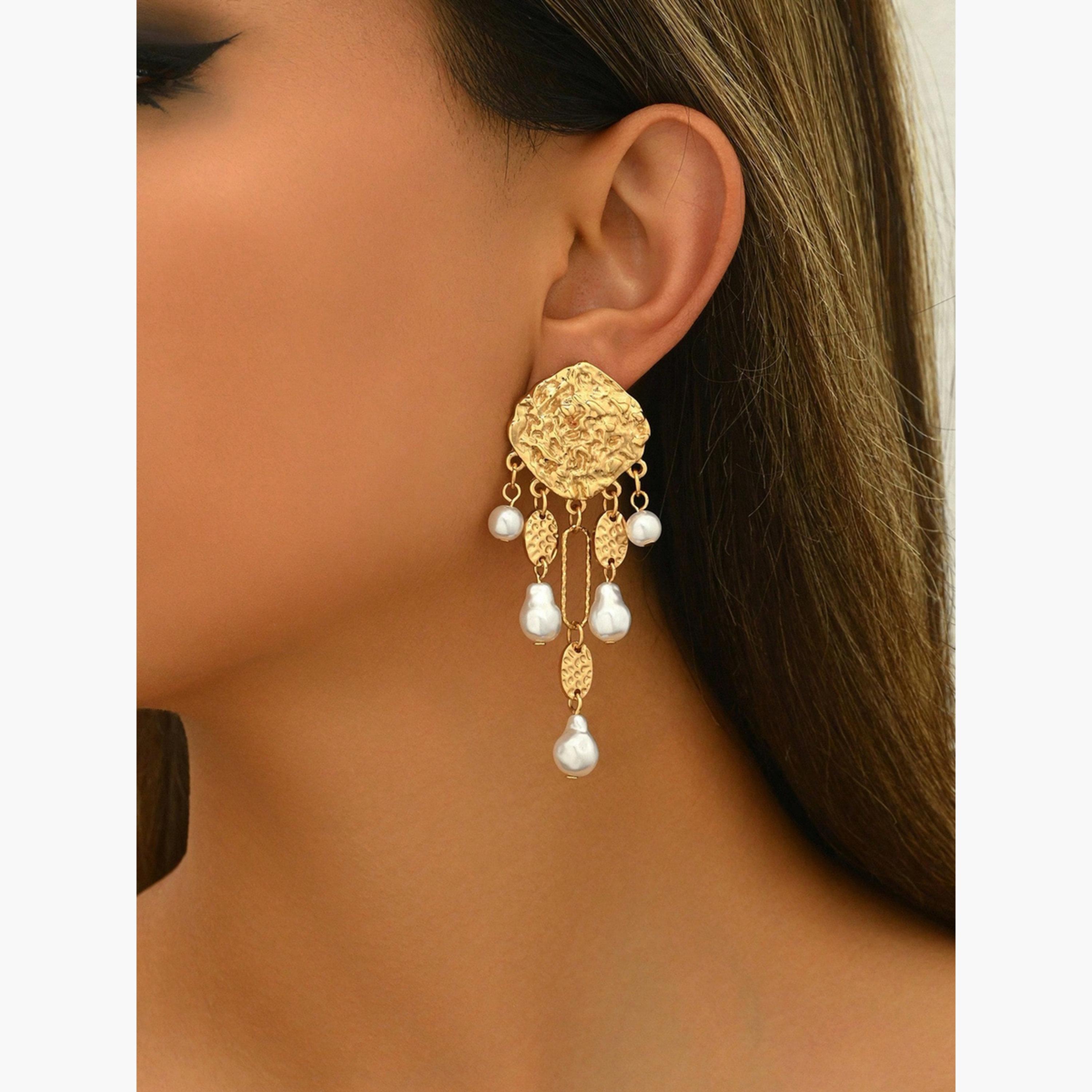 أقراط متدلية من المعدن واللؤلؤ الصناعي للنساء من تيك تو-women-watchesandjewellery-jewellery-earrings-image-4