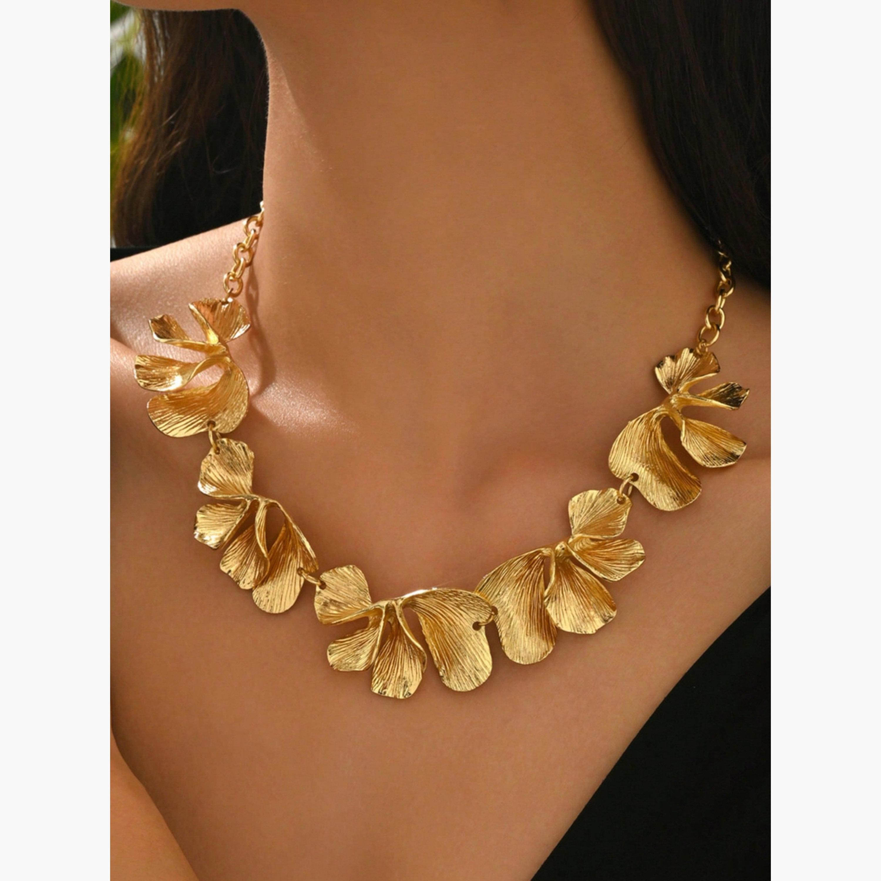 Take Two Women Gold Floral Statement Necklace-women-watchesandjewellery-jewellery-necklacesandpendants-image-2